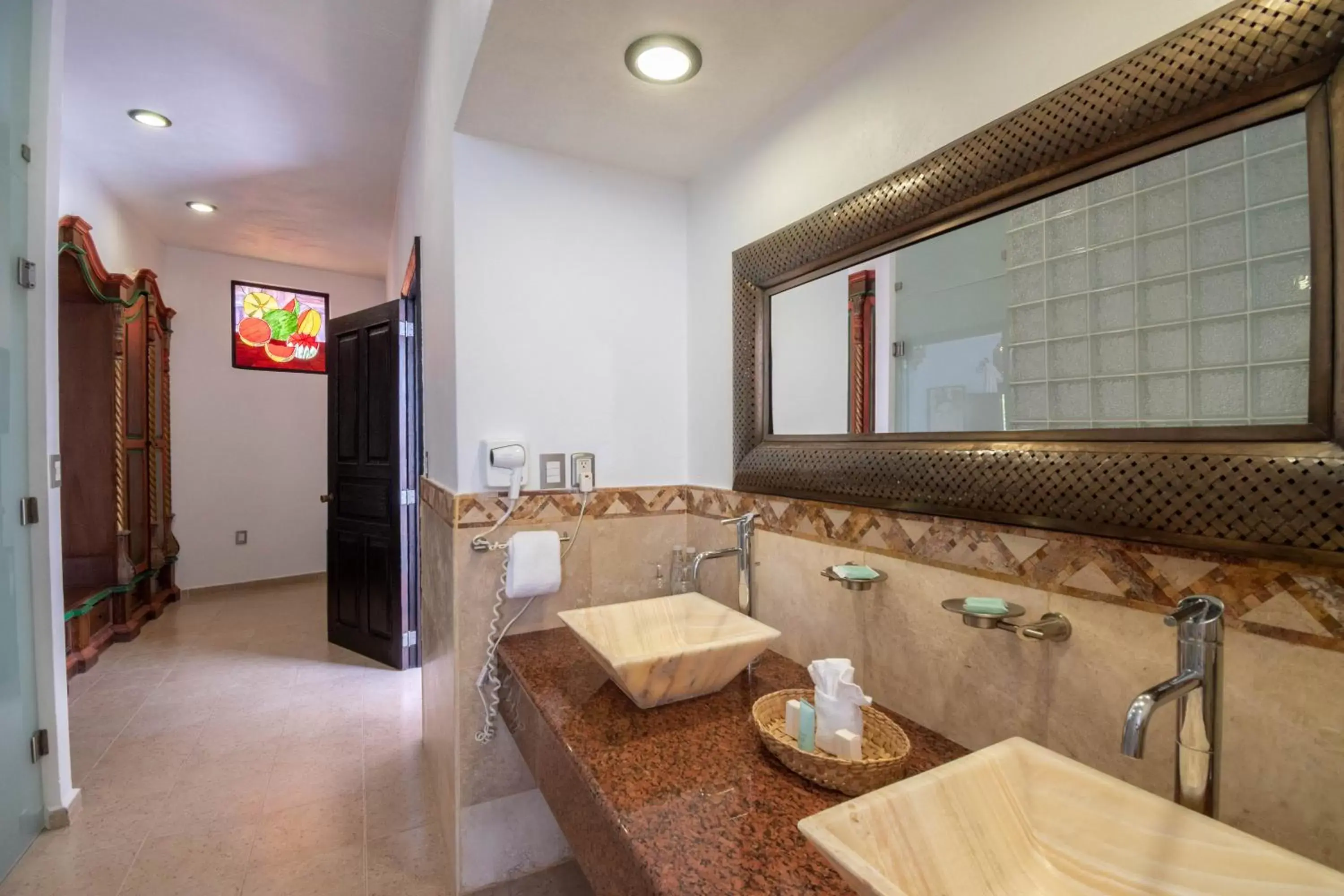 Shower, Bathroom in Quinta Las Acacias Hotel Boutique