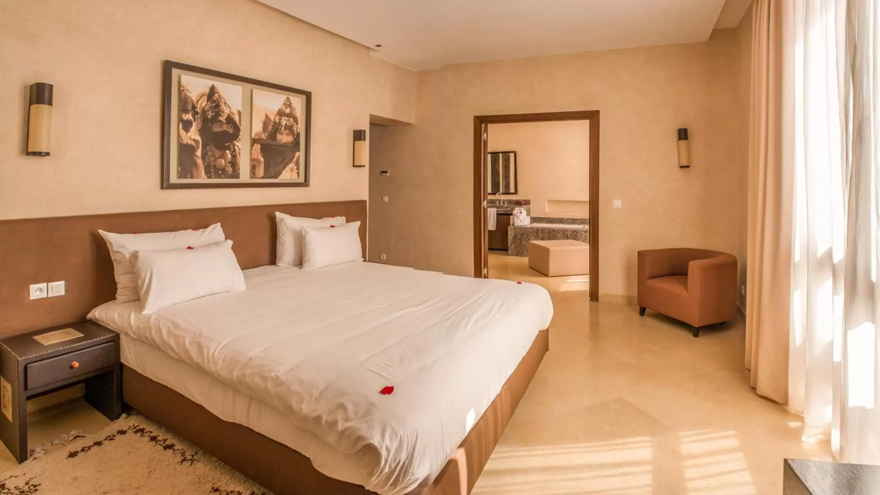 Bed in Al Maaden Villa Hotel & Spa