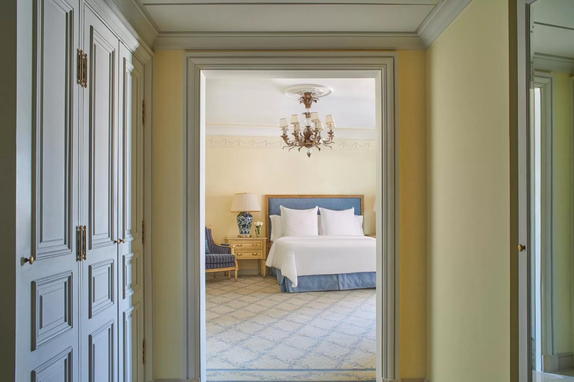 Bedroom, Bed in Four Seasons Hotel Alexandria At San Stefano