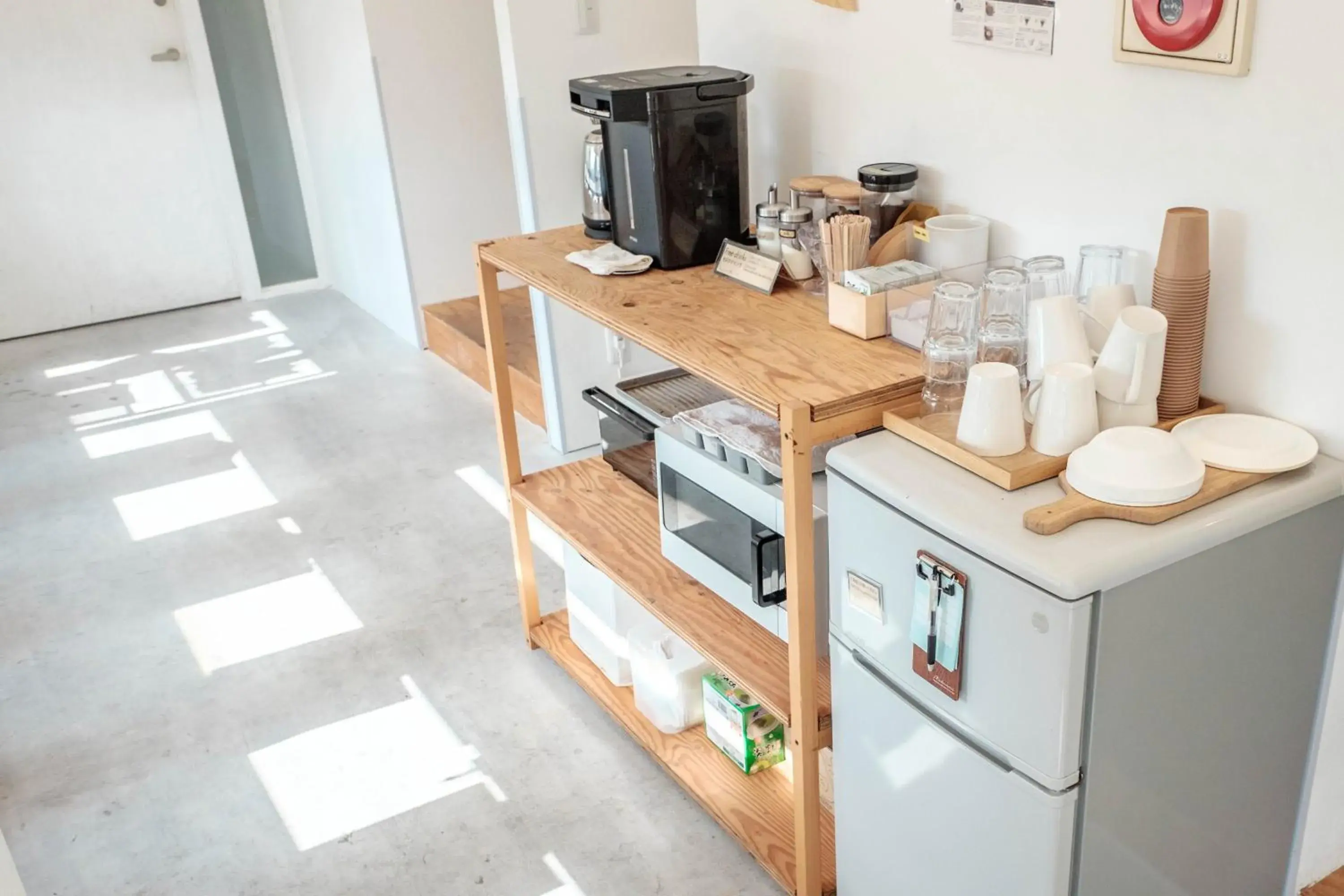 Coffee/tea facilities, Kitchen/Kitchenette in Blue Hour Kanazawa