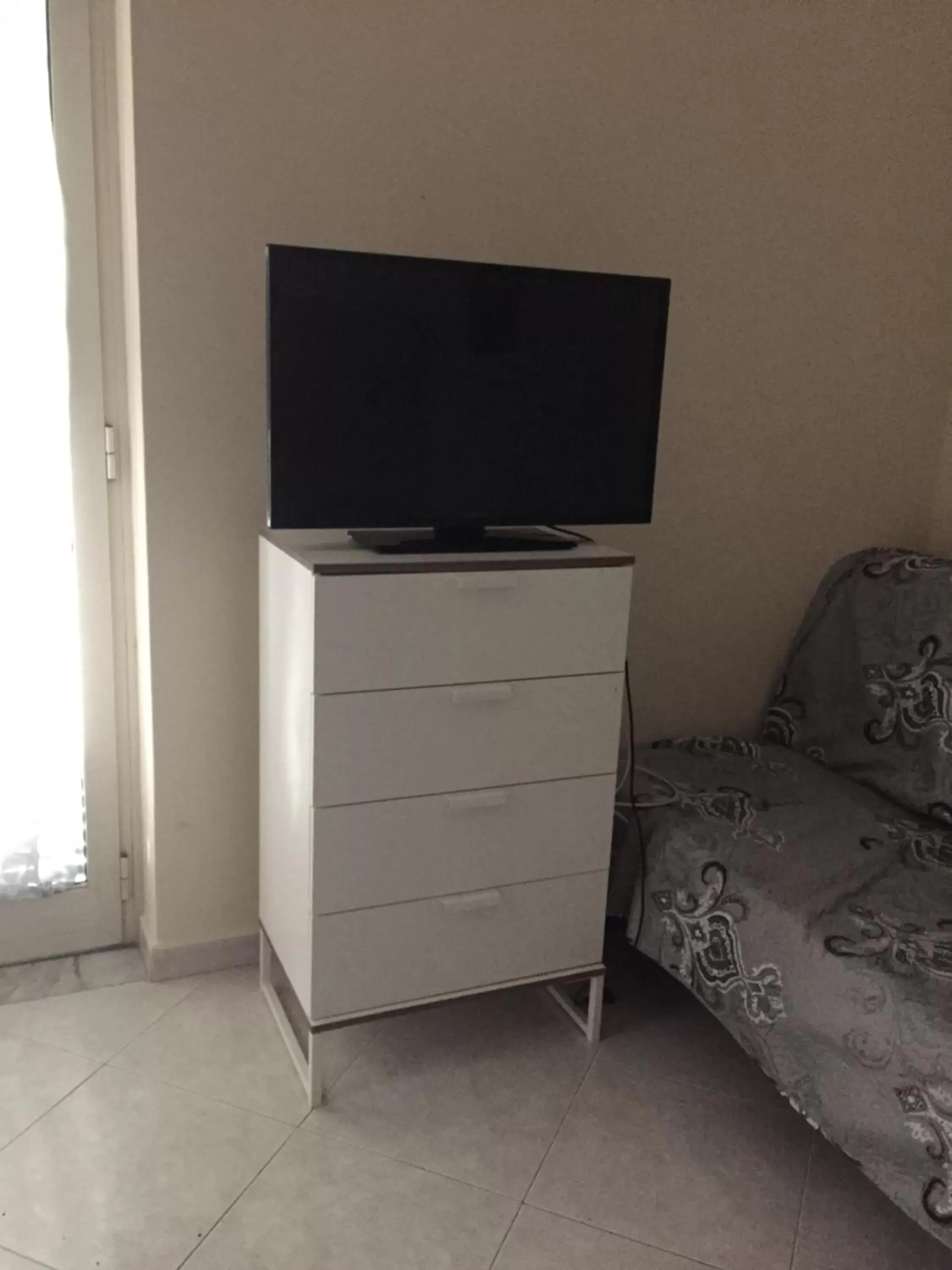 Double or Twin Room with Private Bathroom in Maria's home Double or Twin Room with Private Bathroom in Maria's home