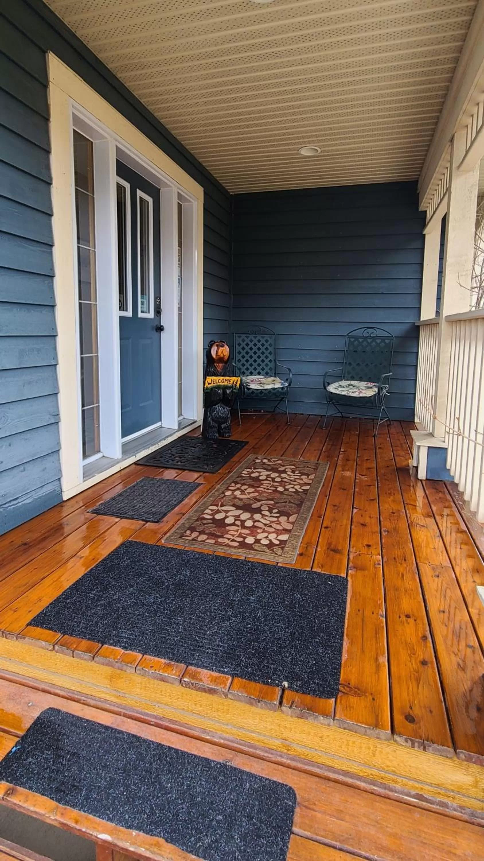 Property building in The Poplar Inn