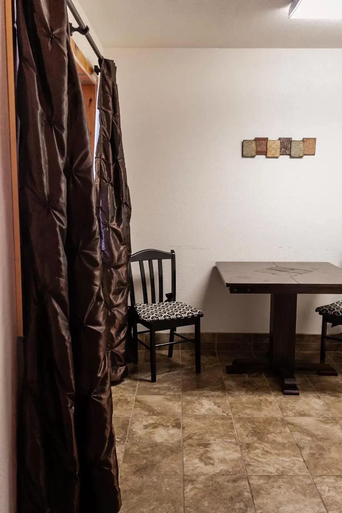 Quadruple Room in Circle R Motel Quadruple Room in Circle R Motel