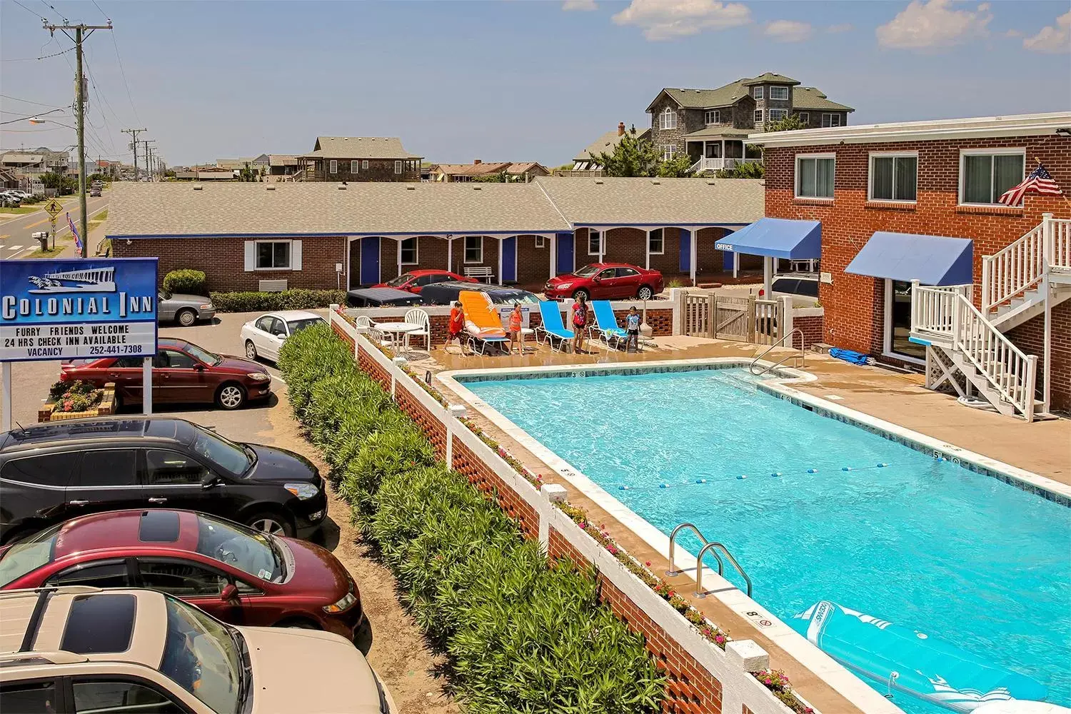 Property building in Colonial Inn Property building in Colonial Inn