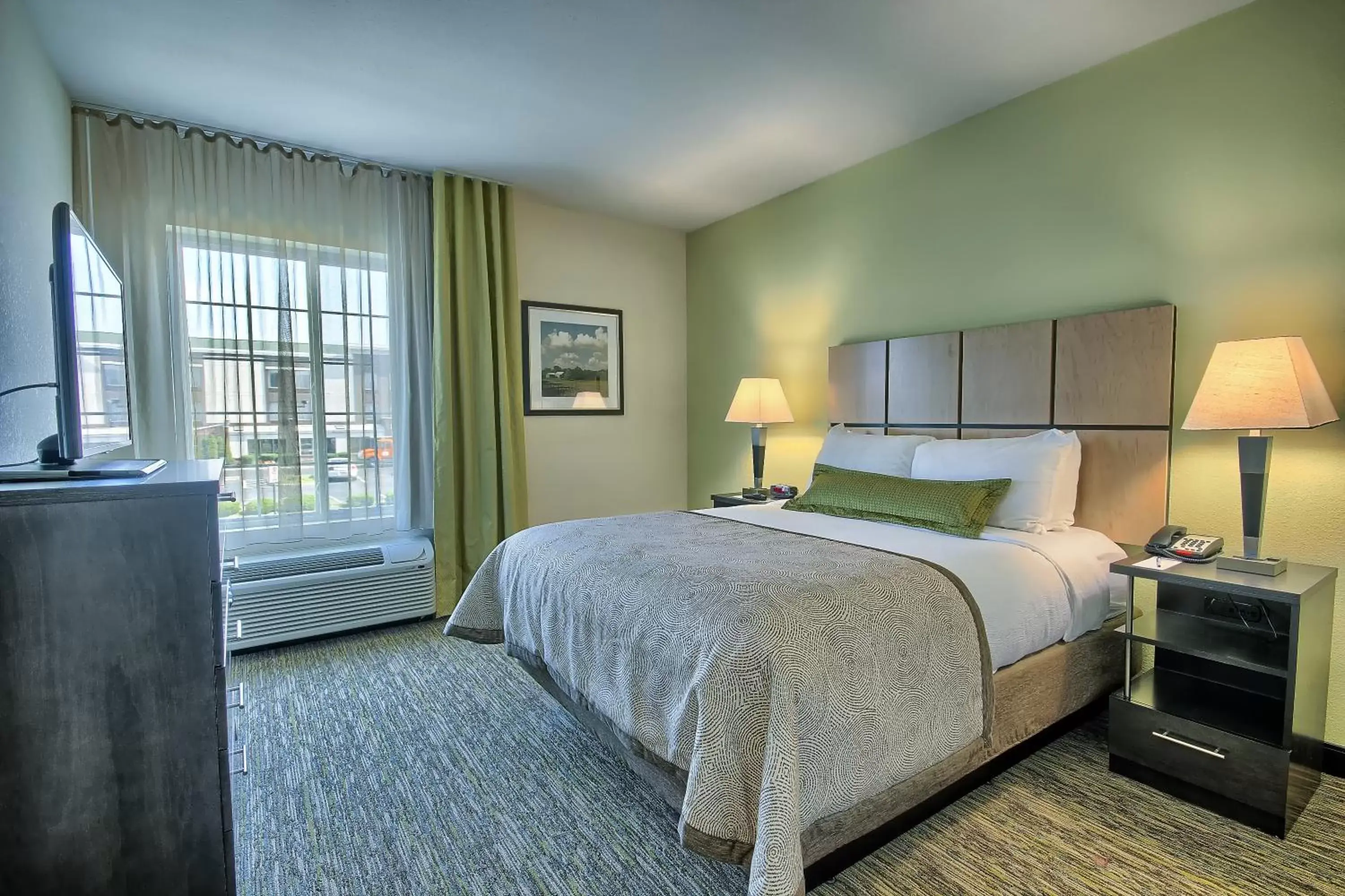 Photo of the whole room, Bed in Candlewood Suites Columbus - Grove City, an IHG Hotel