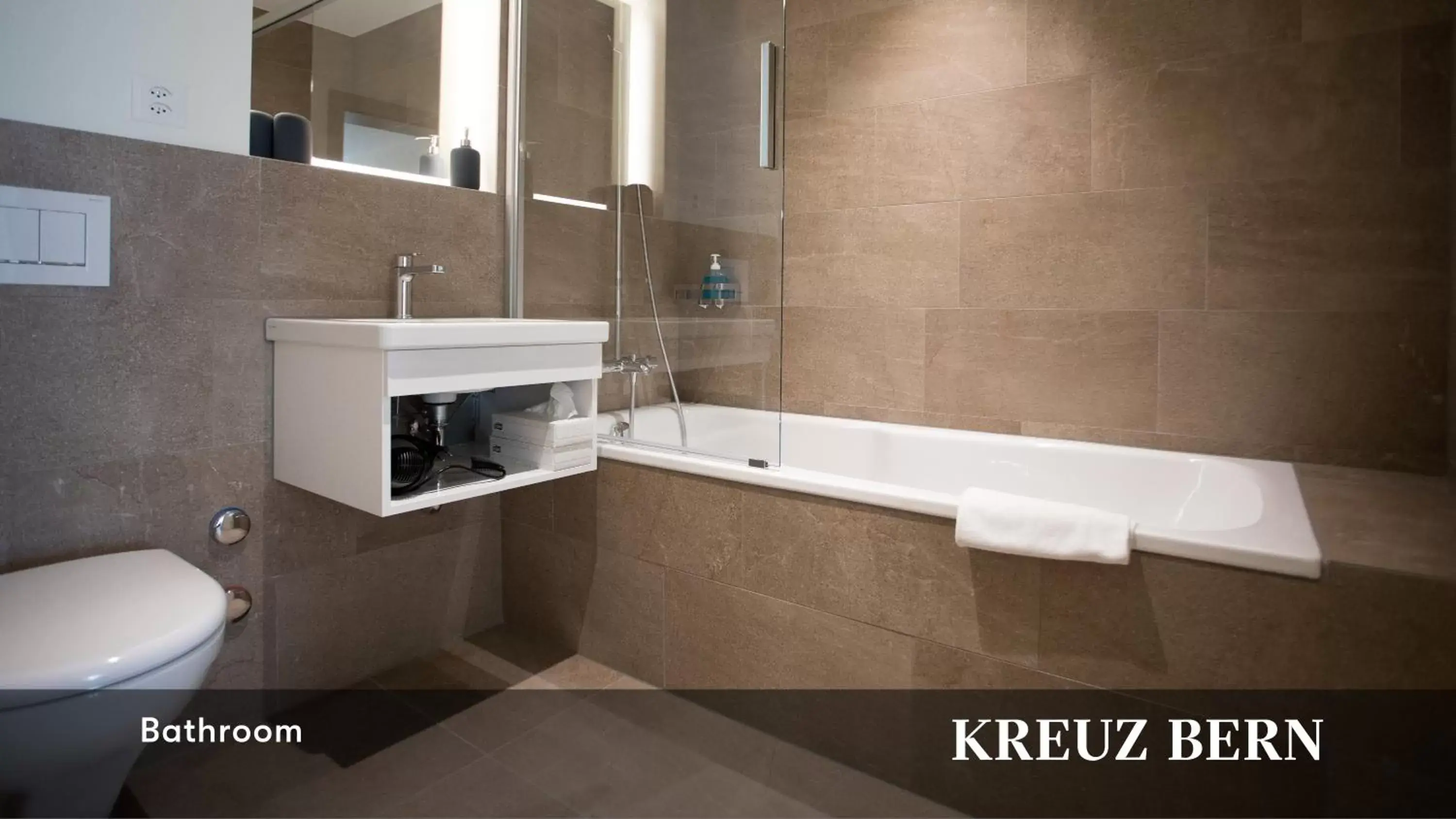 Bathroom in Kreuz Bern Modern City Hotel