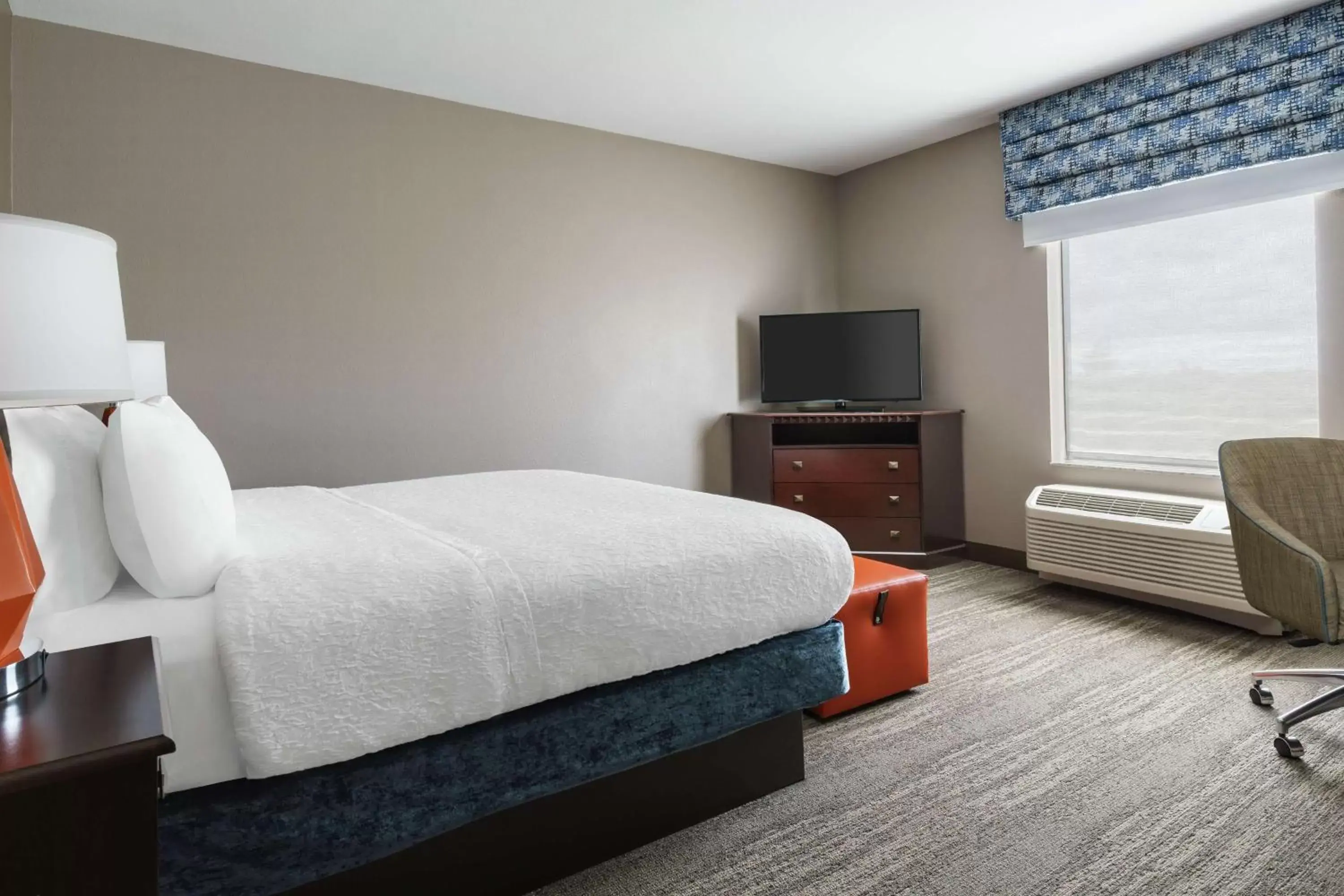 Bedroom, Bed in Hampton Inn & Suites Ft. Lauderdale/West-Sawgrass/Tamarac, FL