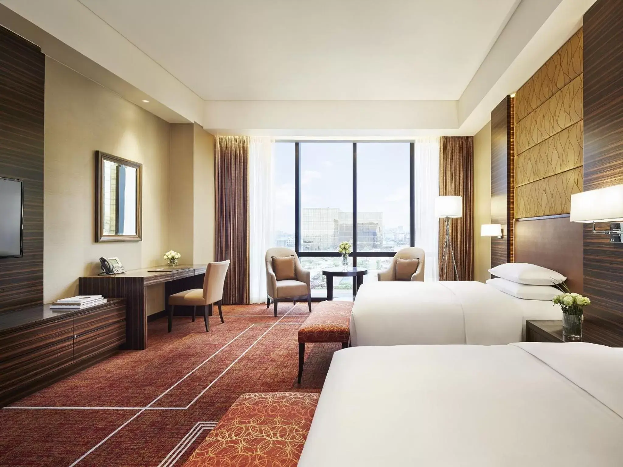 Deluxe Twin Room in Hyatt Regency Manila City of Dreams (Staycation Approved)