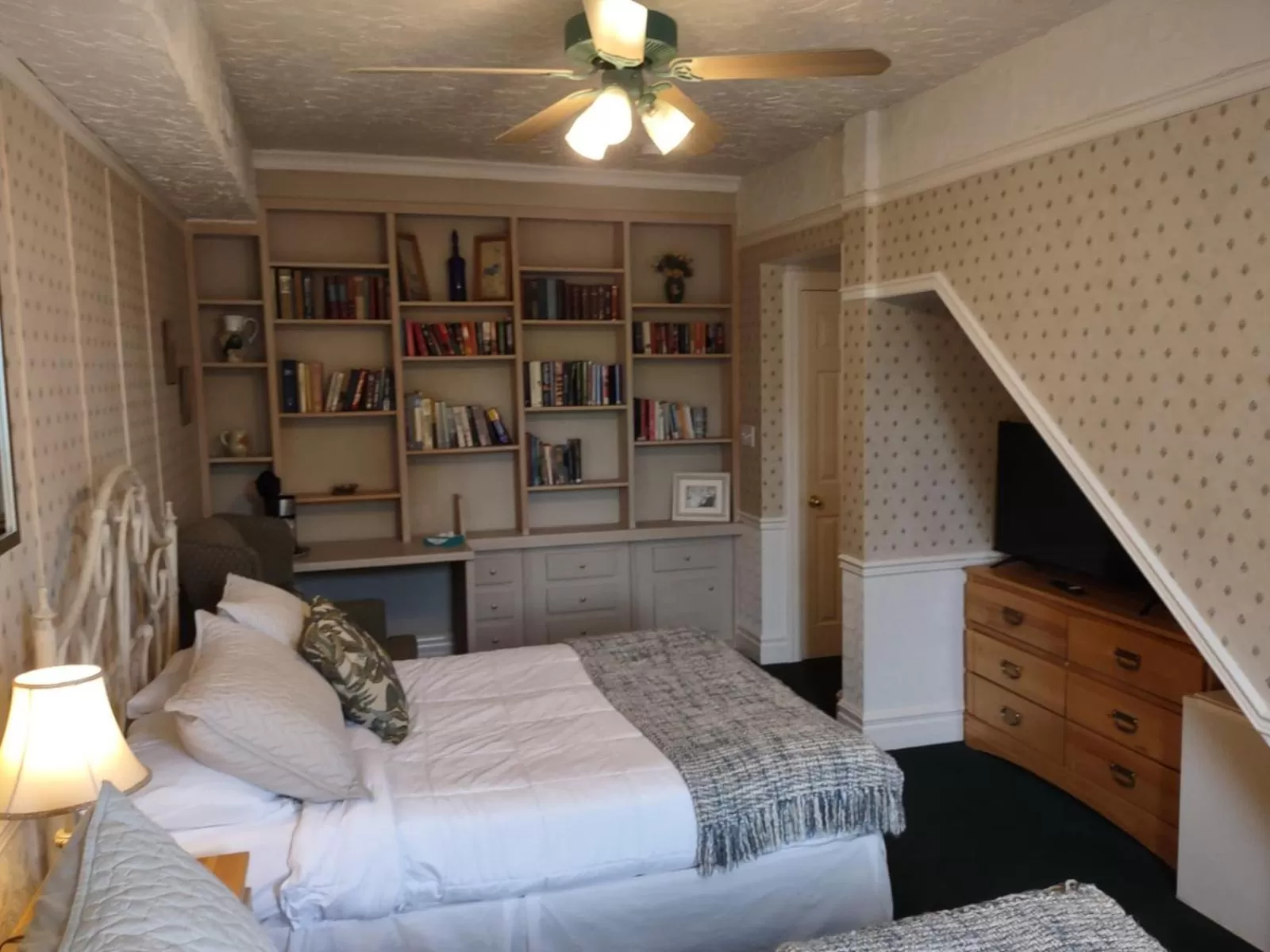 TV and multimedia in The King George Inn