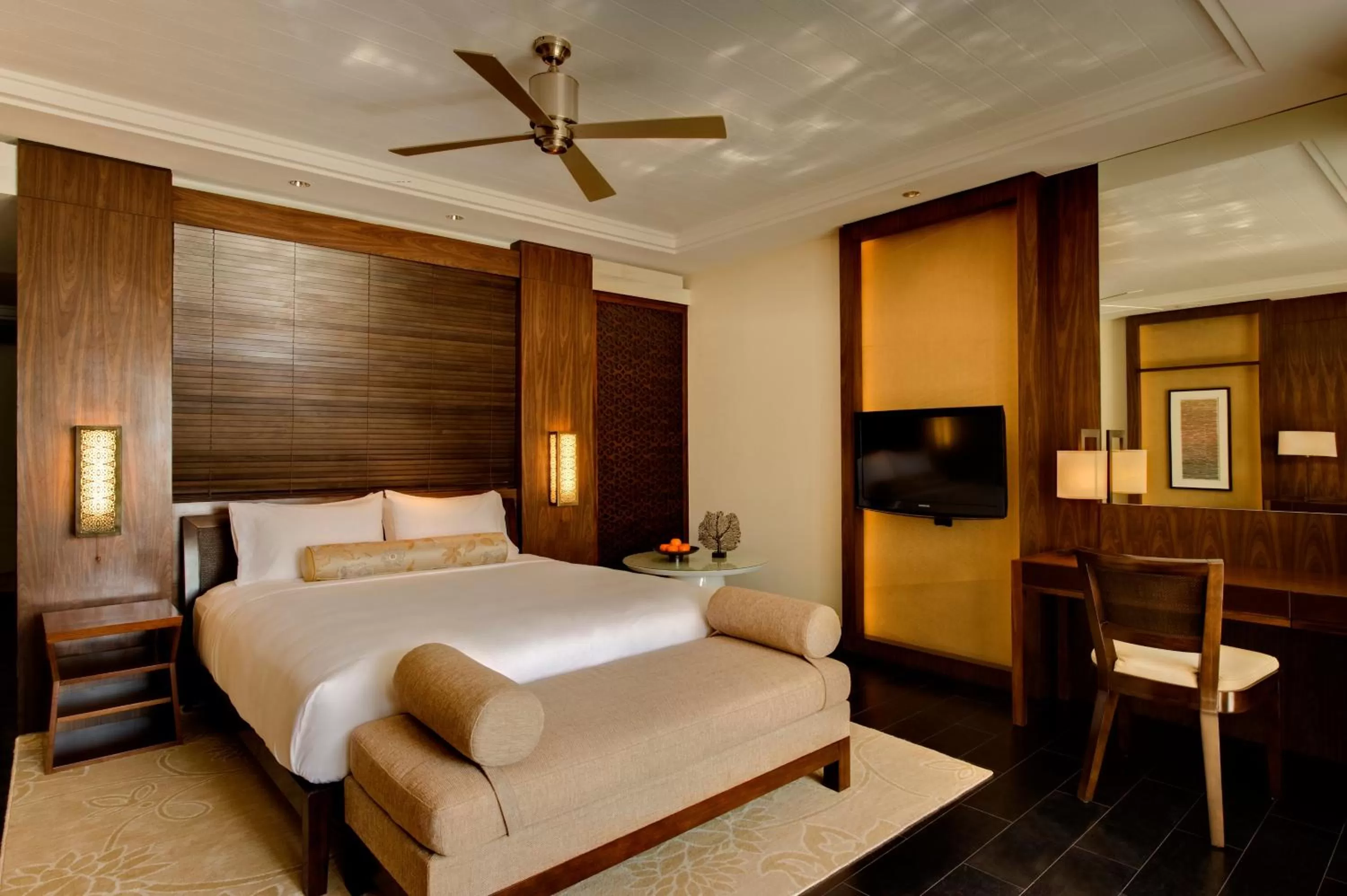 Bed in Grand Hyatt Goa