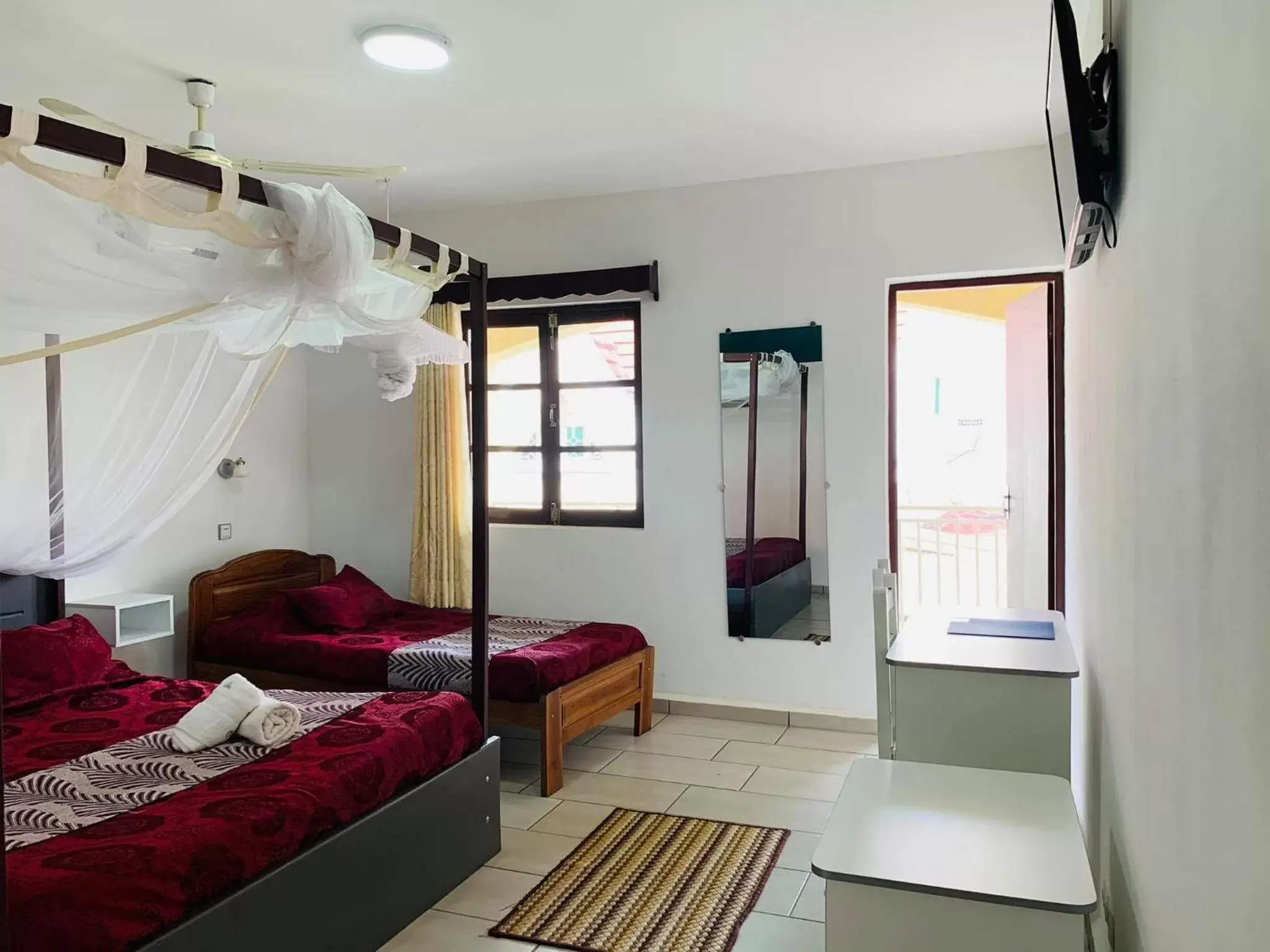 Twin Room with Balcony in Les flots Bleu Twin Room with Balcony in Les flots Bleu