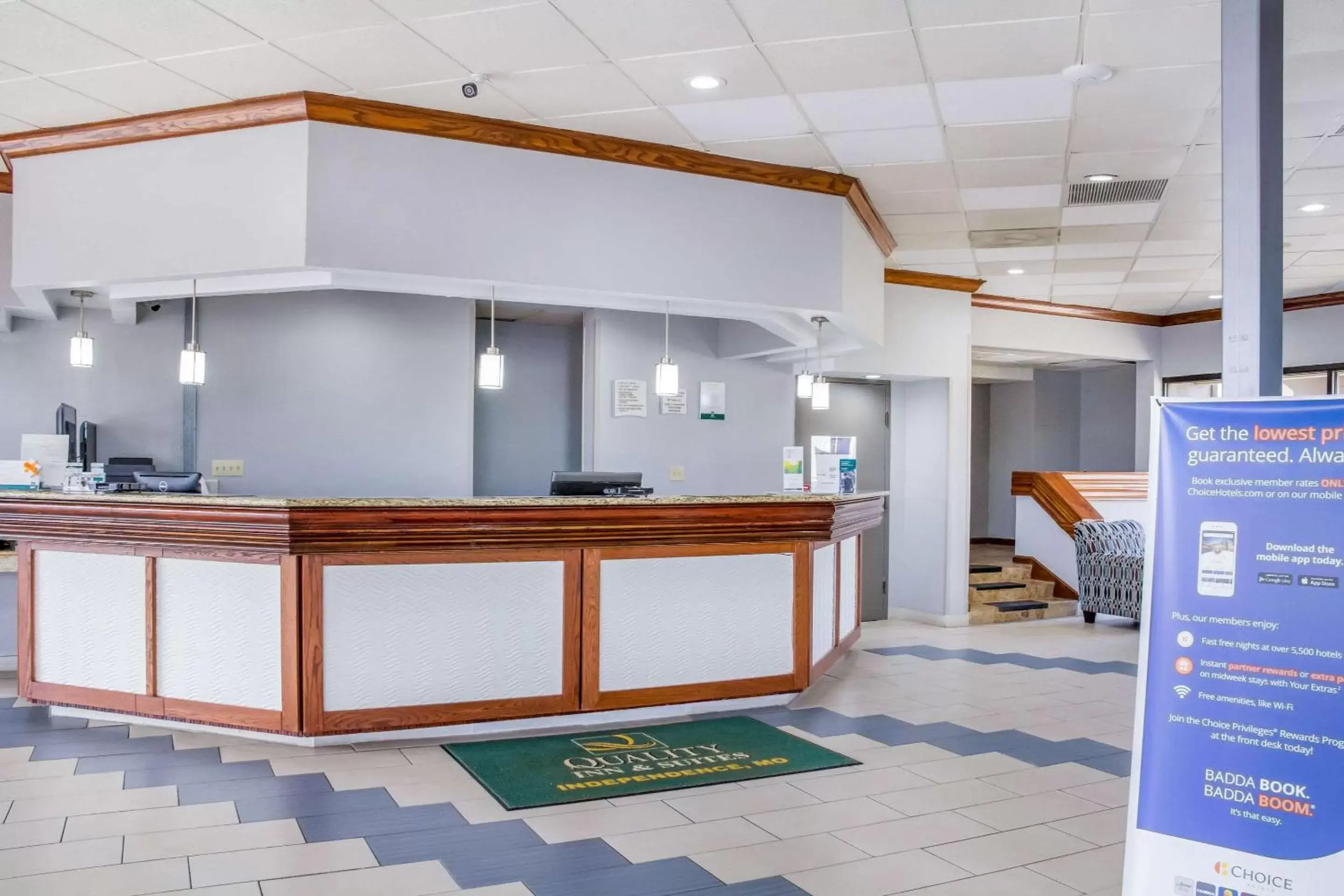Lobby or reception, Lobby/Reception in Quality Inn & Suites Kansas City - Independence I-70 East