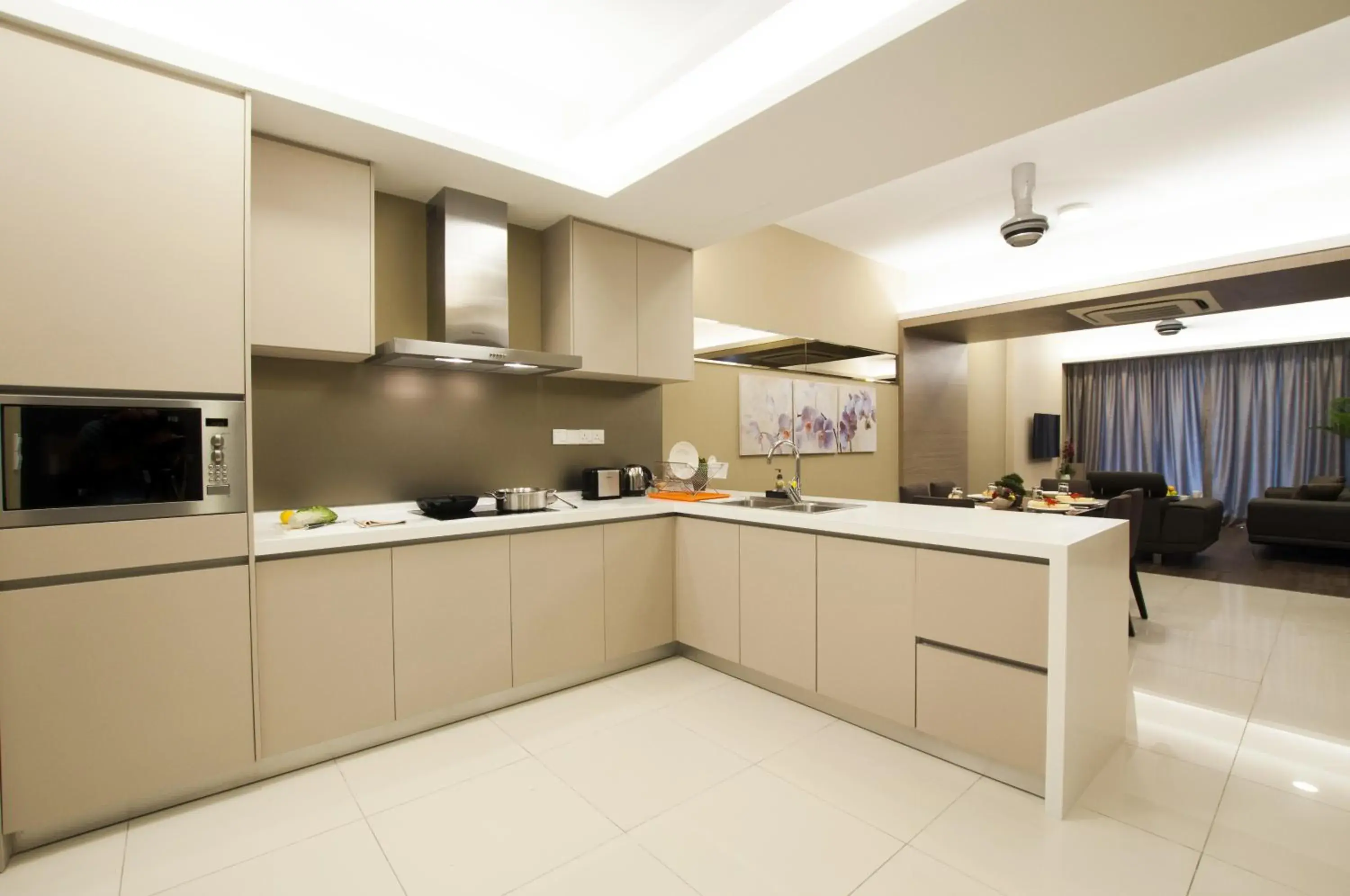 Kitchen or kitchenette, Kitchen/Kitchenette in Suasana Suites Bukit Ceylon