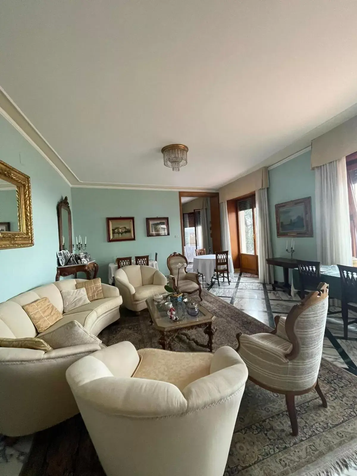 Seating Area in Villa Sara