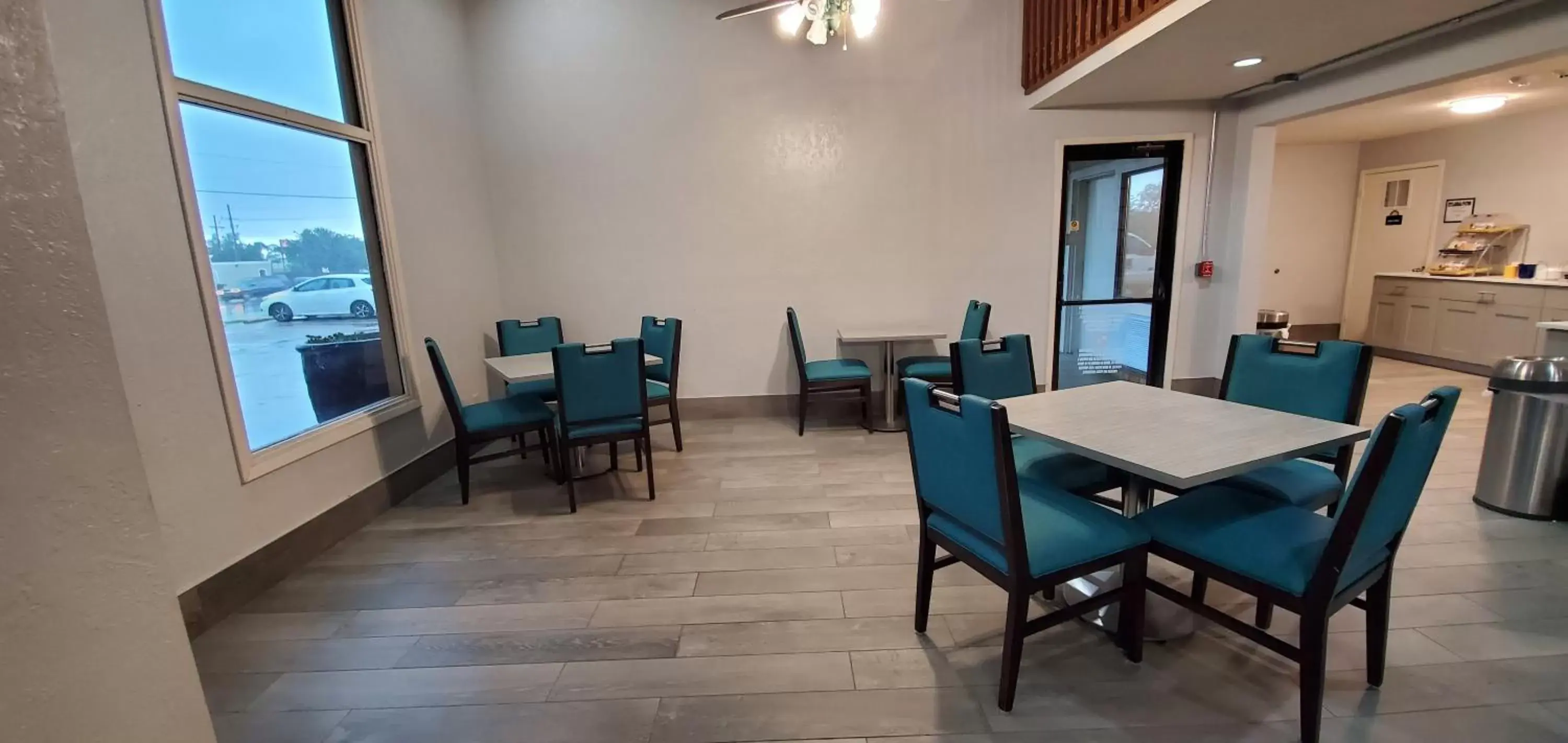 Dining area, Restaurant/Places to Eat in Days Inn by Wyndham Beaumont