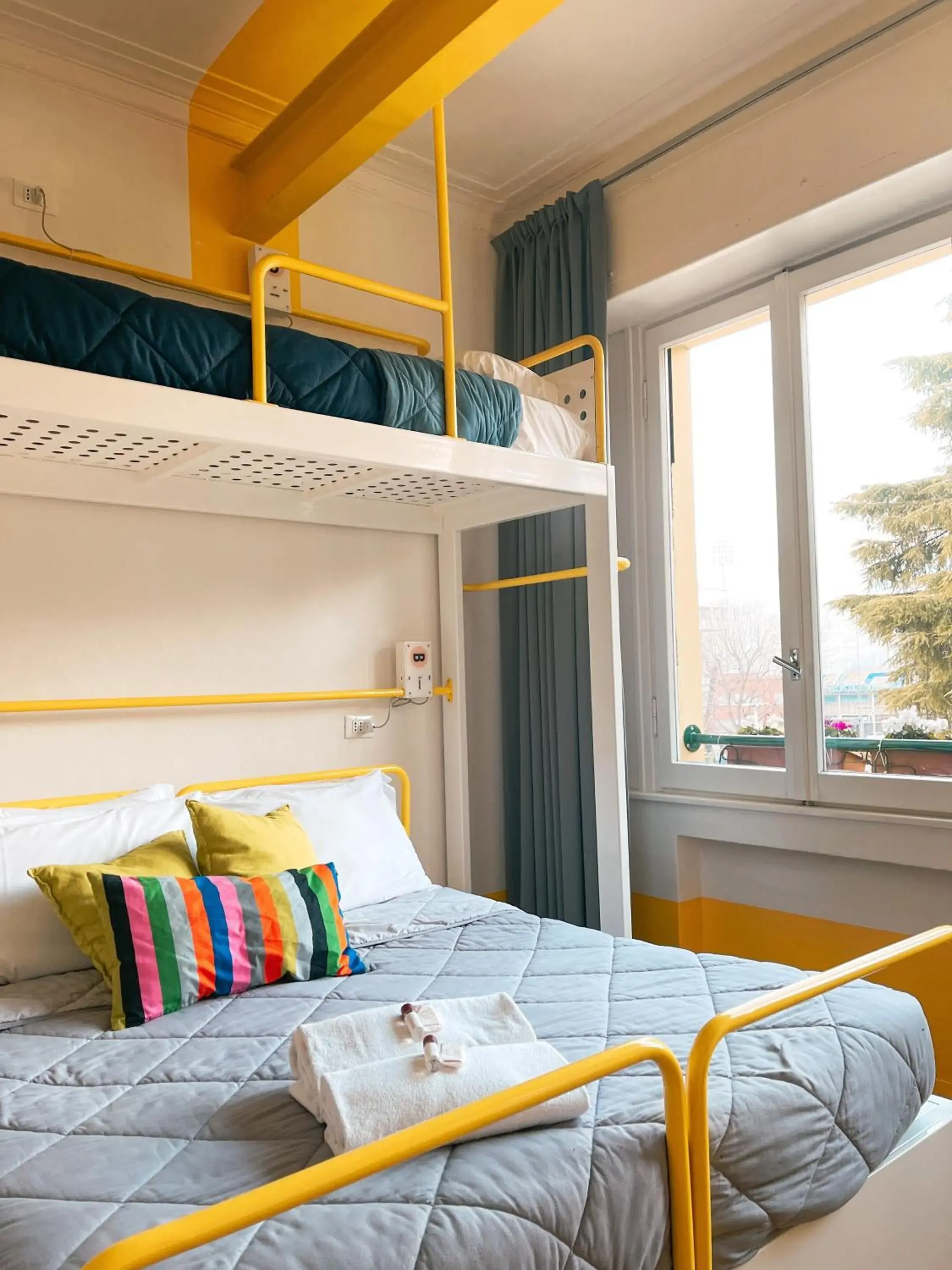 Bed, Bunk Bed in Ostello Bello Lake Como