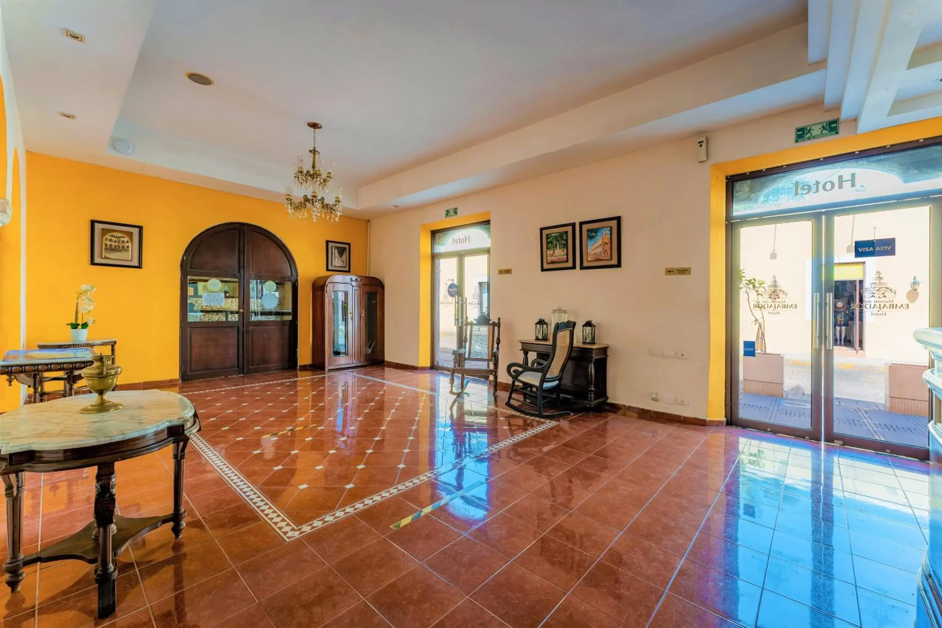 Lobby or reception in Maison del Embajador