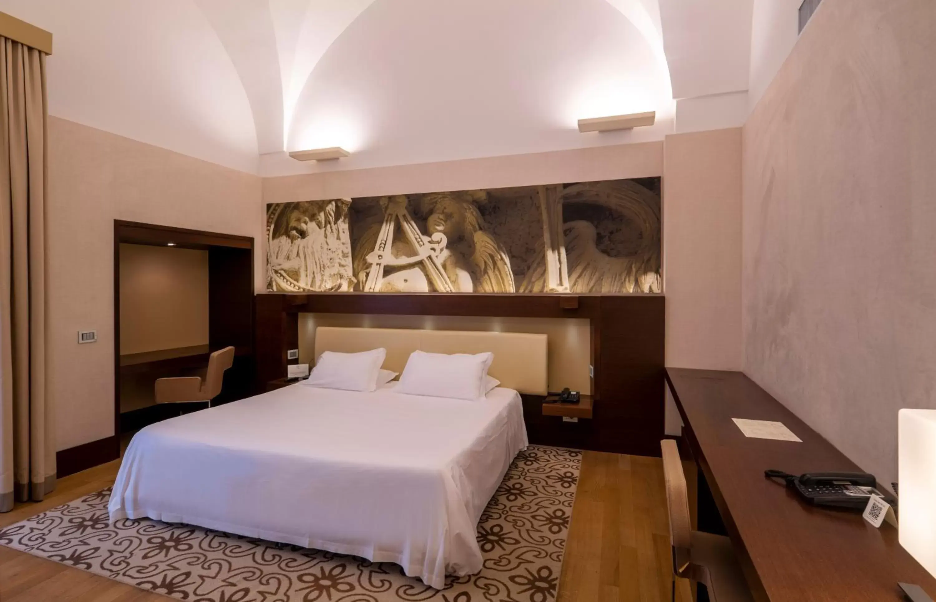 Bedroom, Bed in Risorgimento Resort