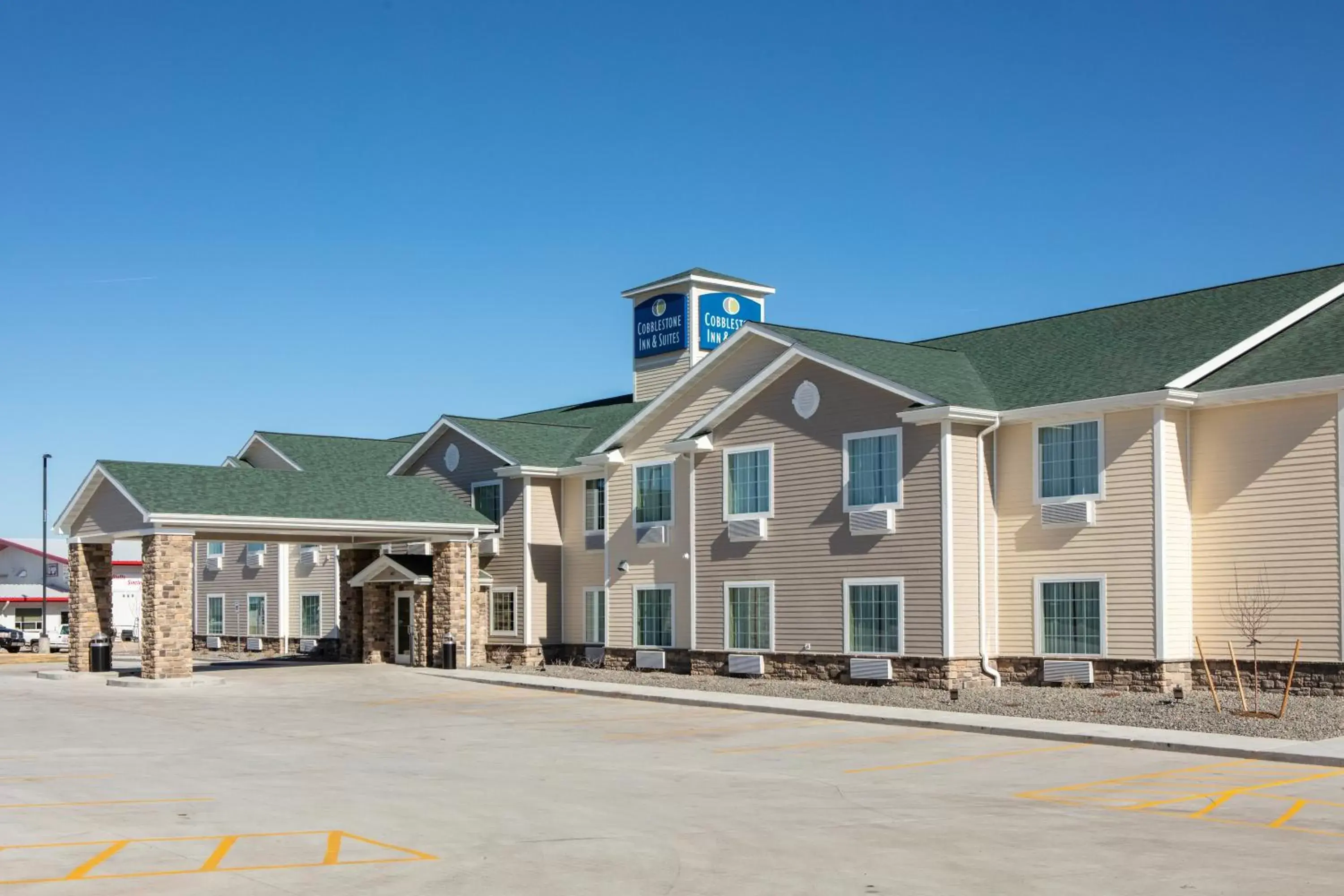 Facade/entrance, Property Building in Cobblestone Inn & Suites - Pine Bluffs