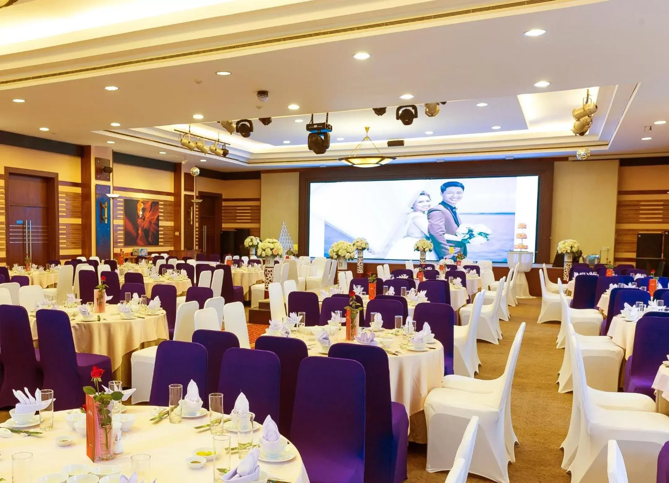 Banquet/Function facilities, Banquet Facilities in Sai Gon Quang Binh Hotel