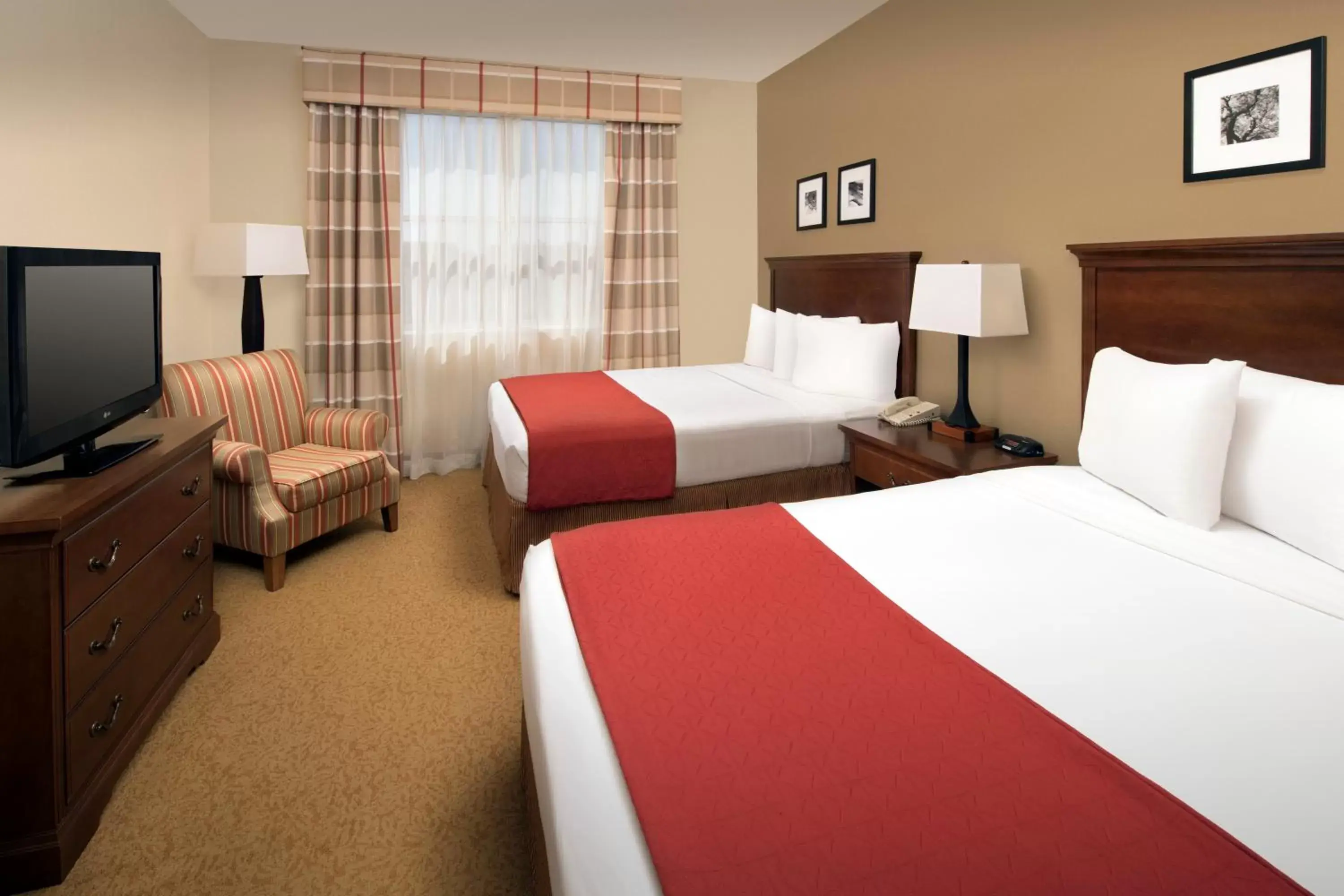 Bedroom, Bed in Country Inn & Suites by Radisson, Houston Intercontinental Airport East, TX