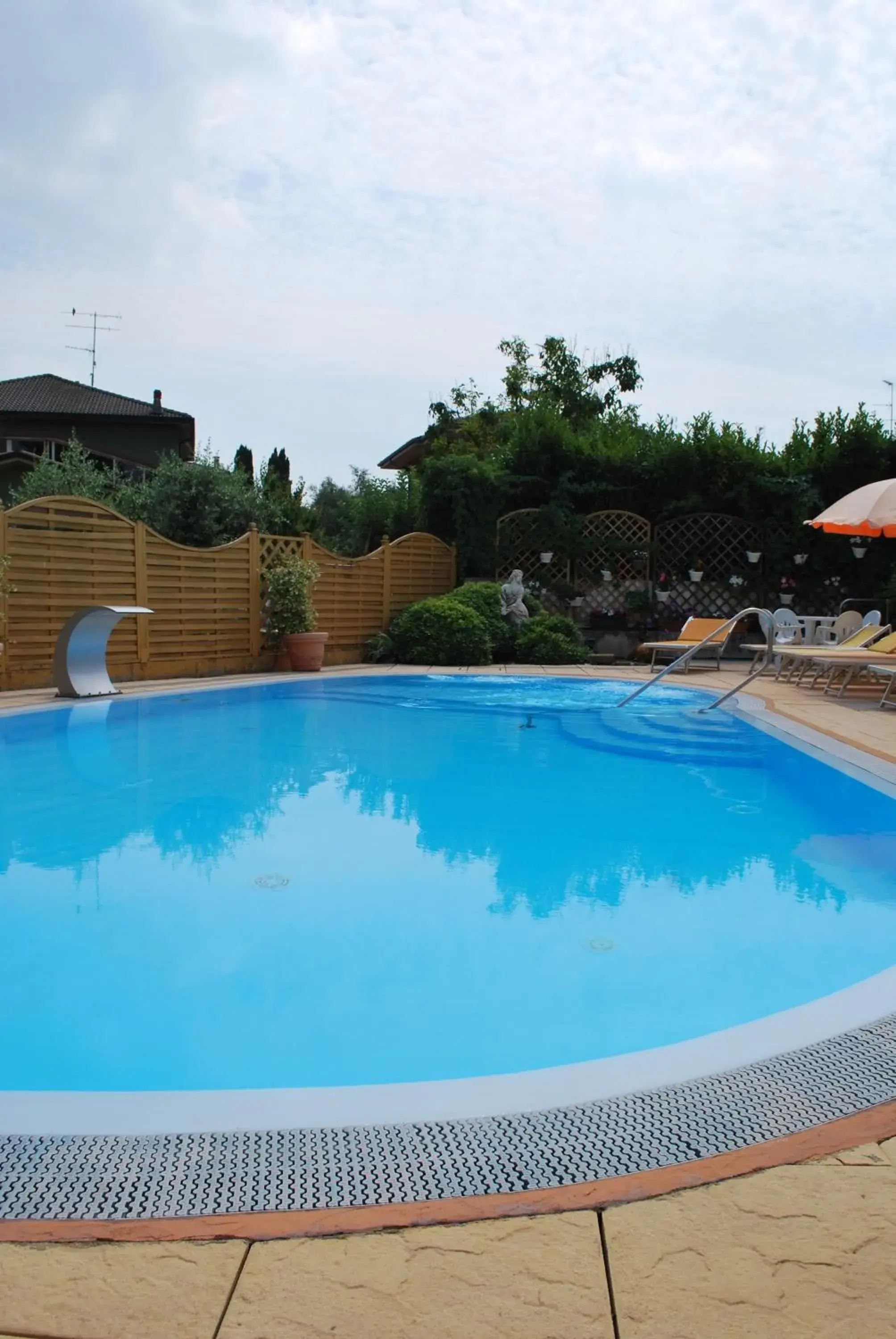 Swimming Pool in Hotel Alsazia