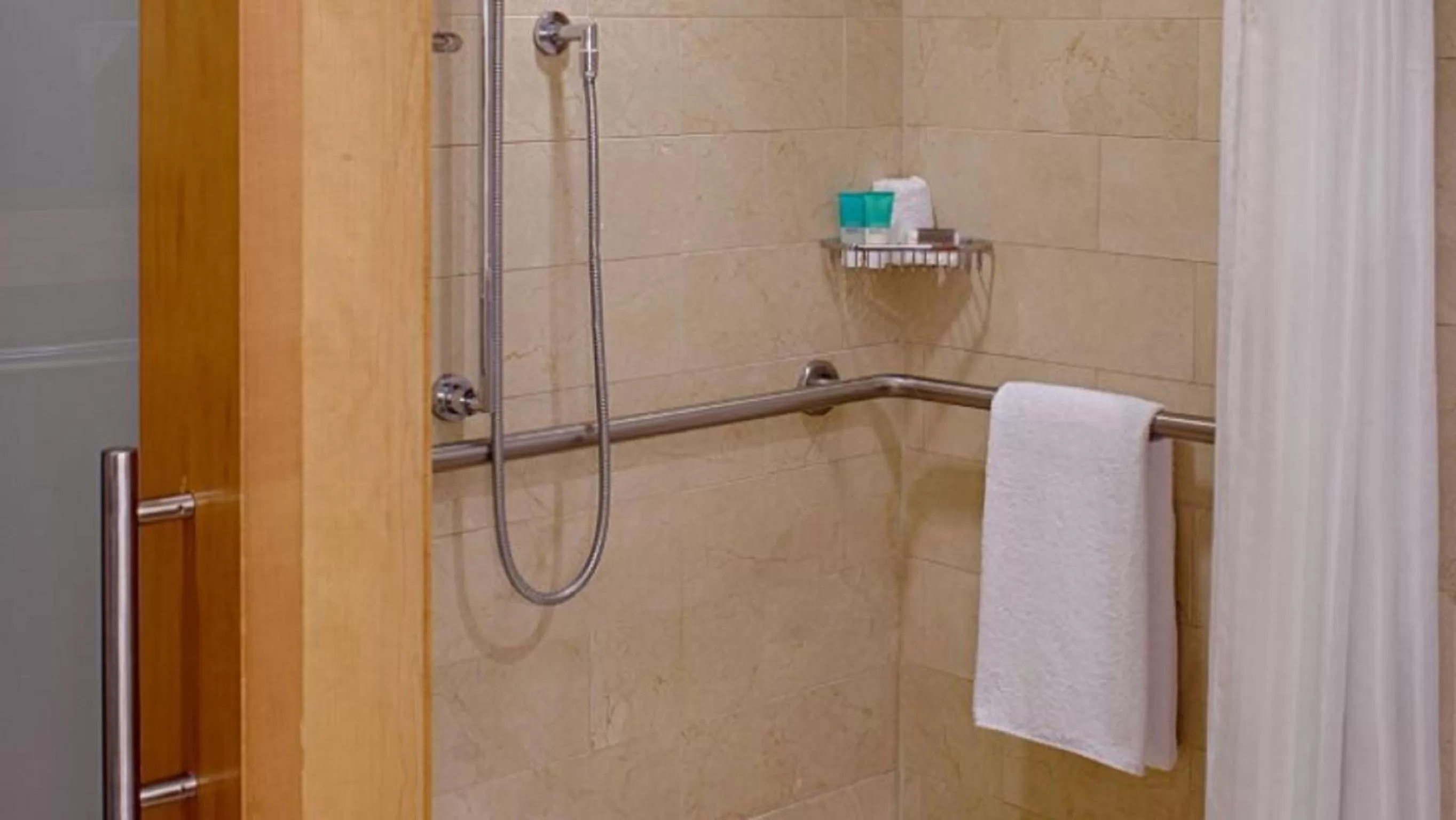 King Room with Accessible Tub in Hyatt Regency Santa Clara