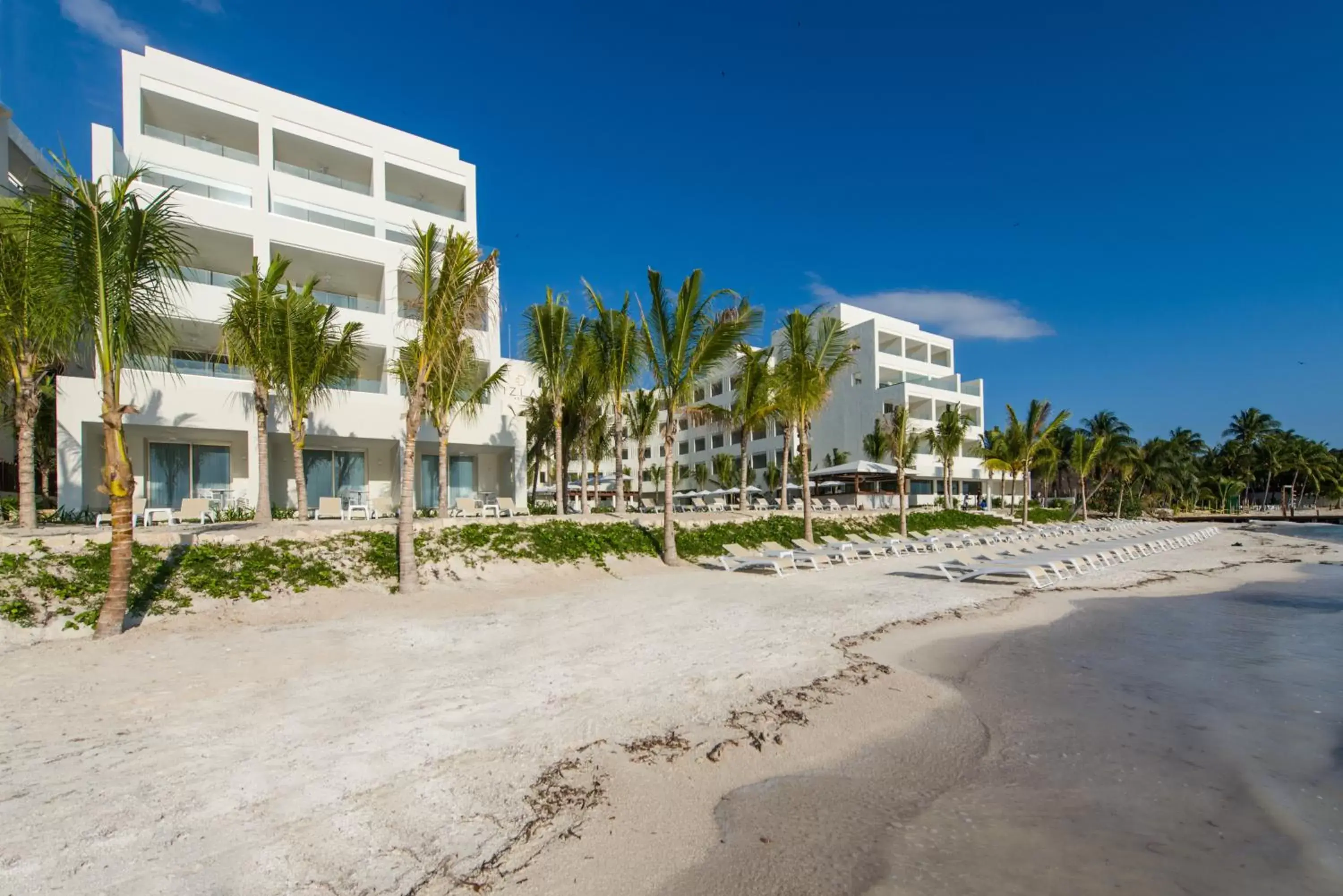 Beach, Property Building in Izla Beach Front Hotel