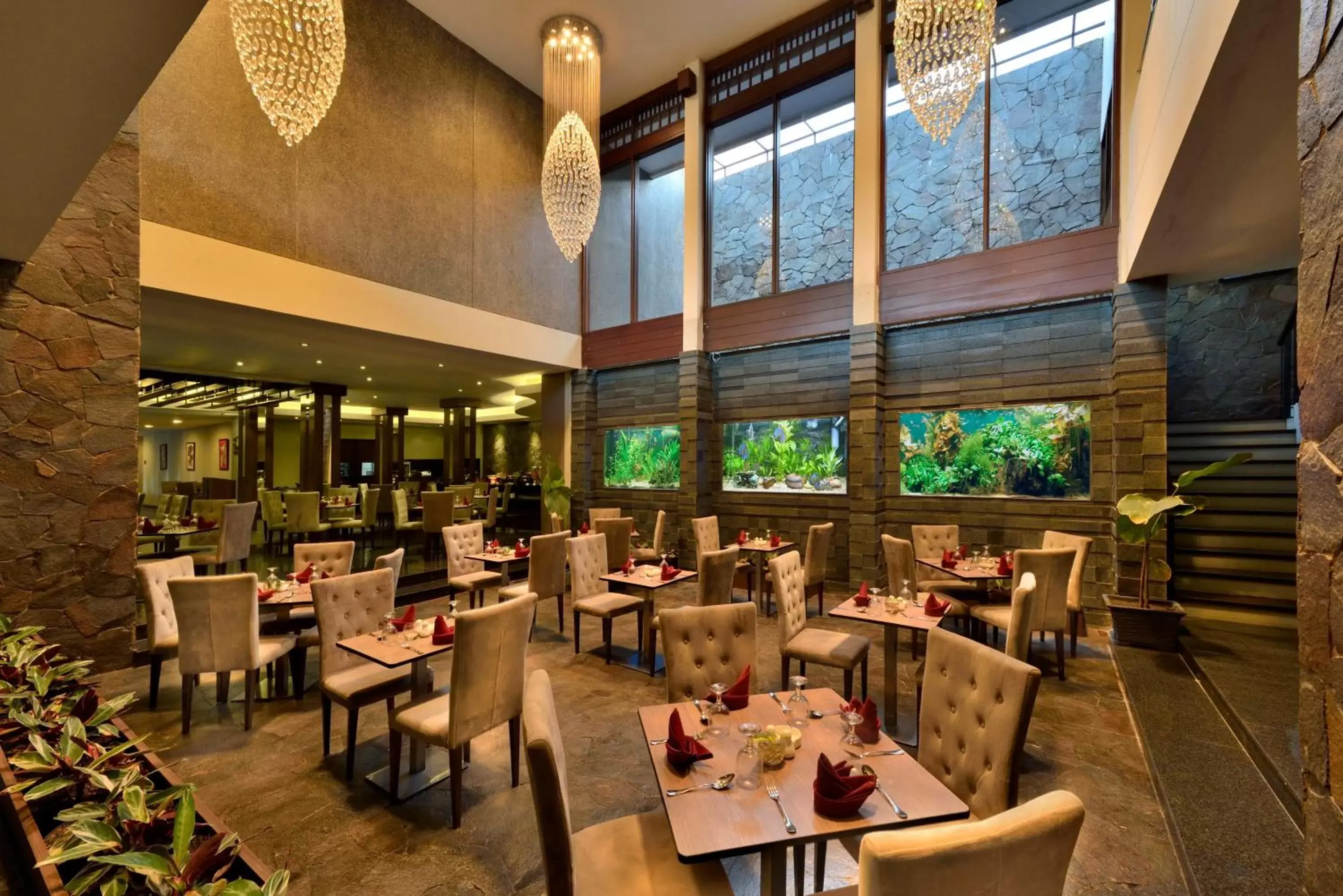 Restaurant/Places to Eat in Serela Merdeka by KAGUM Hotels