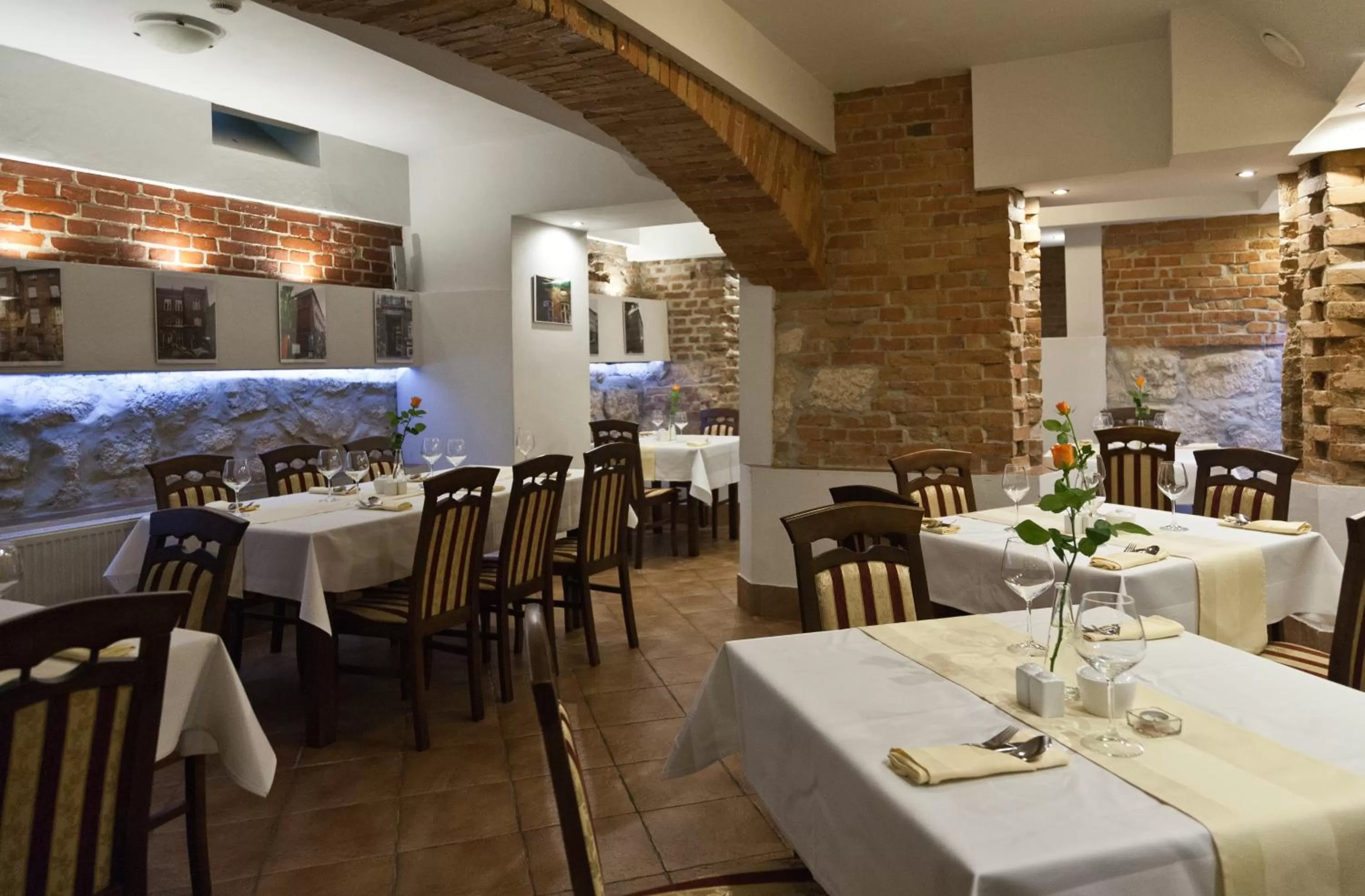 Restaurant/places to eat in Hotel Maksymilian