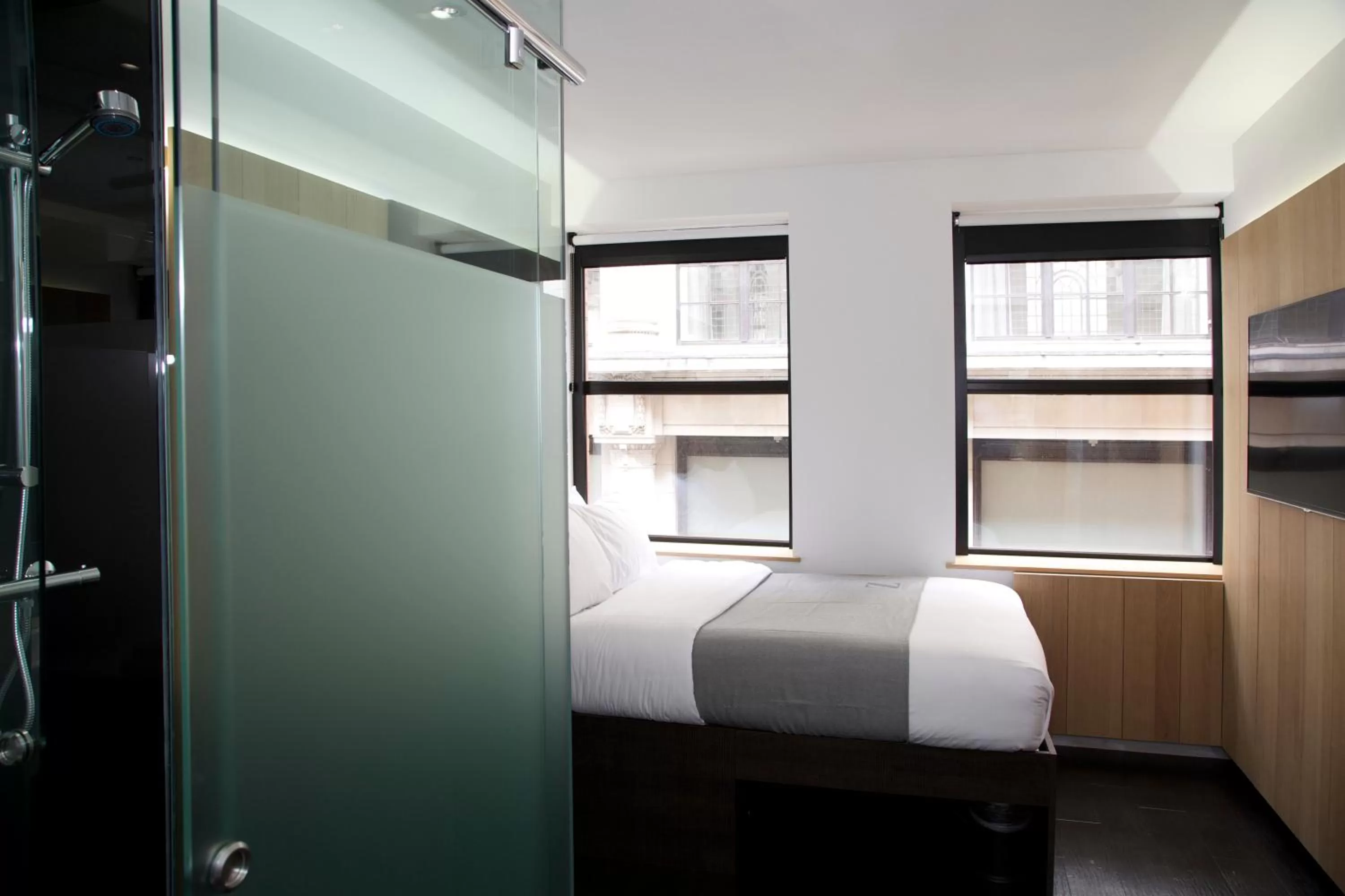 Bedroom, Bed in The Z Hotel Piccadilly