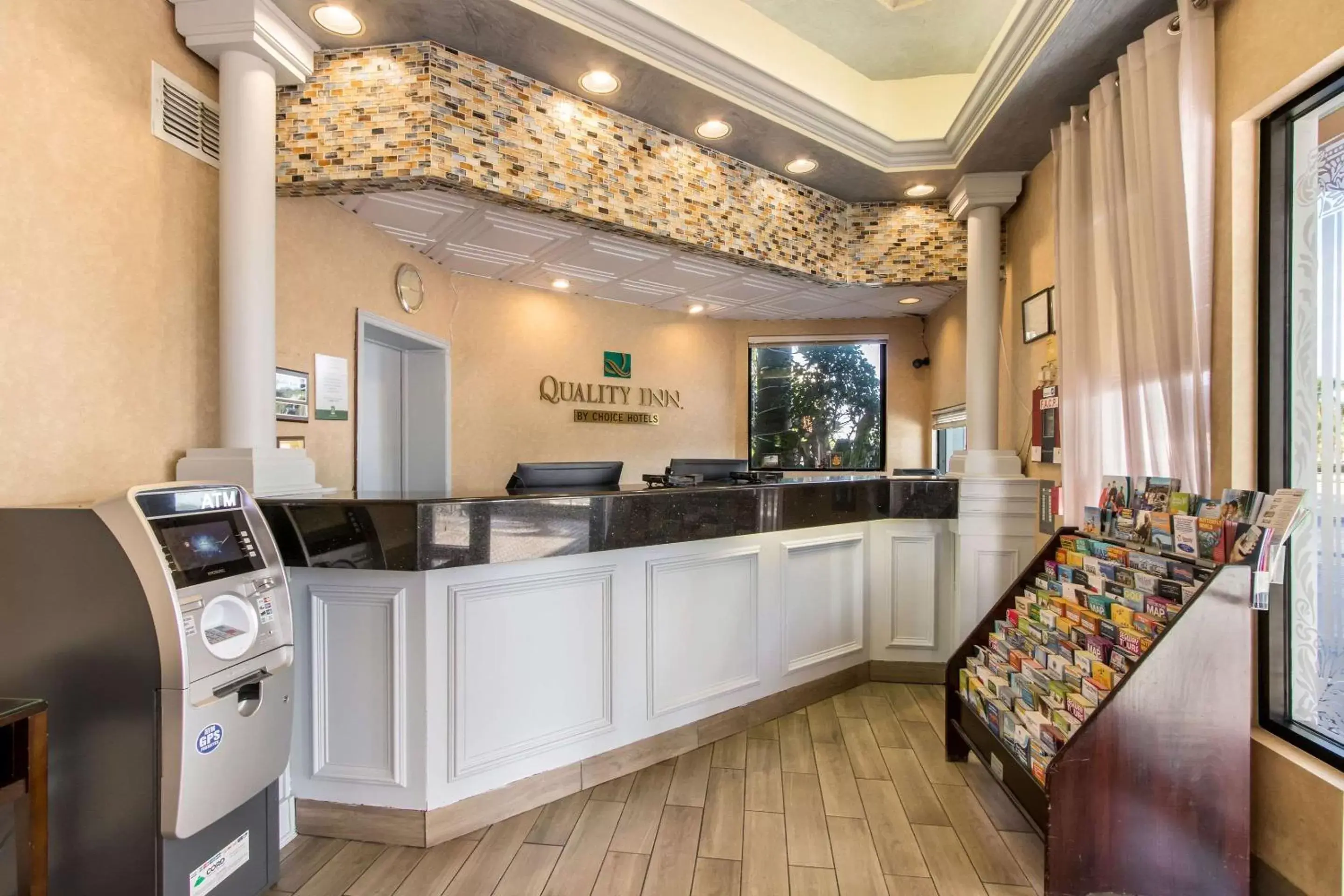 Lobby or reception in Quality Inn Boca Raton