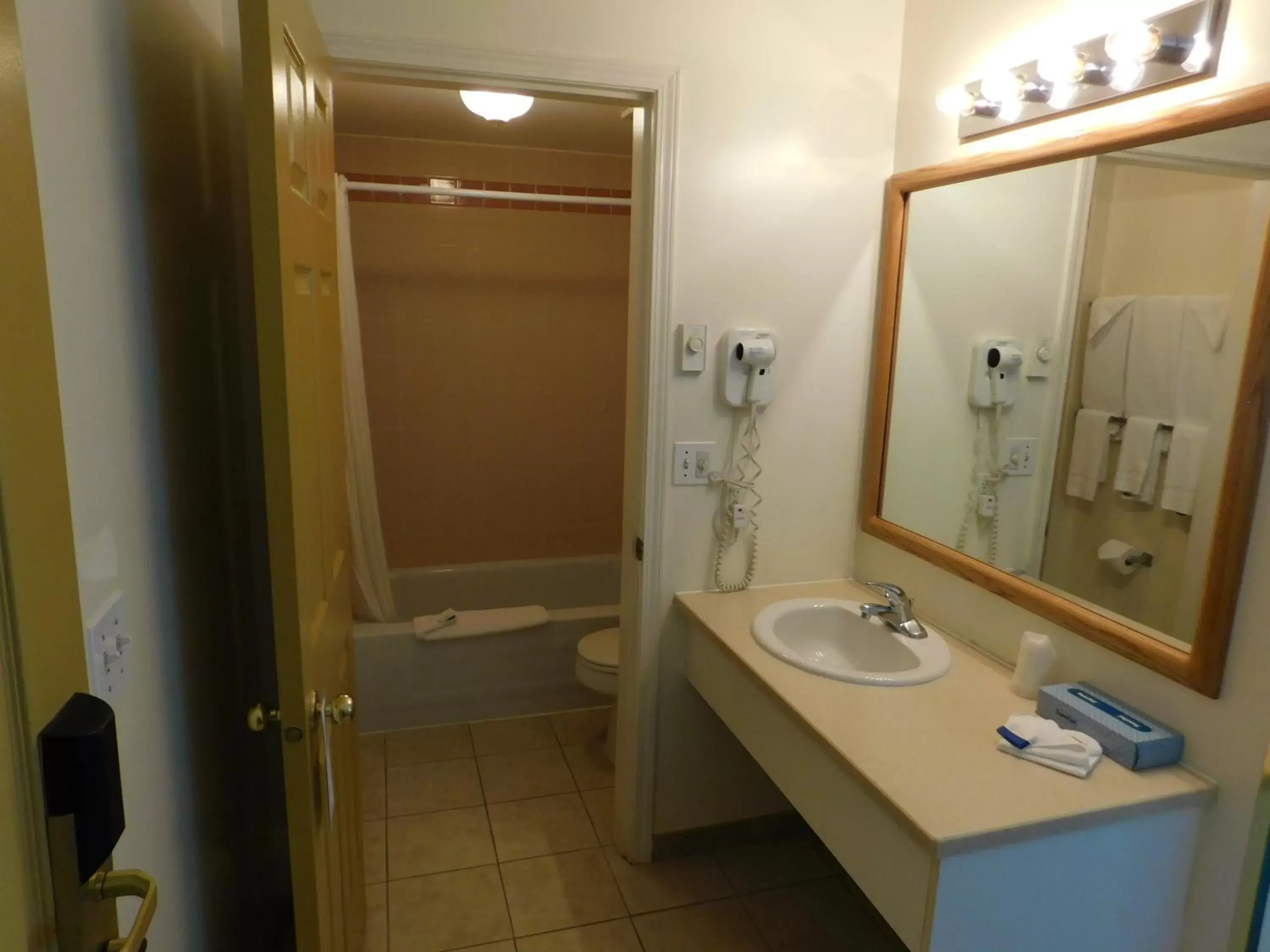 Bathroom in Western Budget Motel #1 Leduc/Nisku
