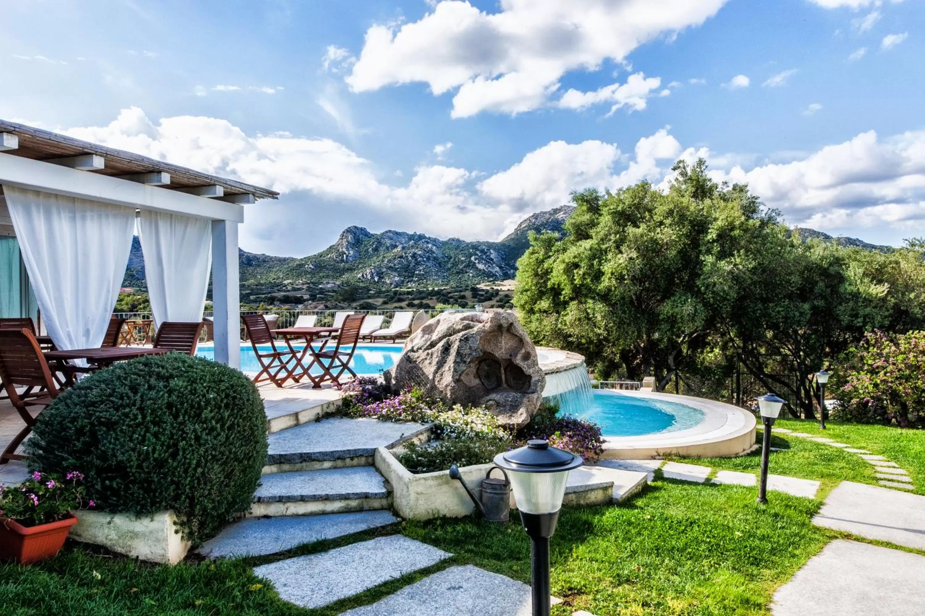 Garden in Cento Ulivi B&B