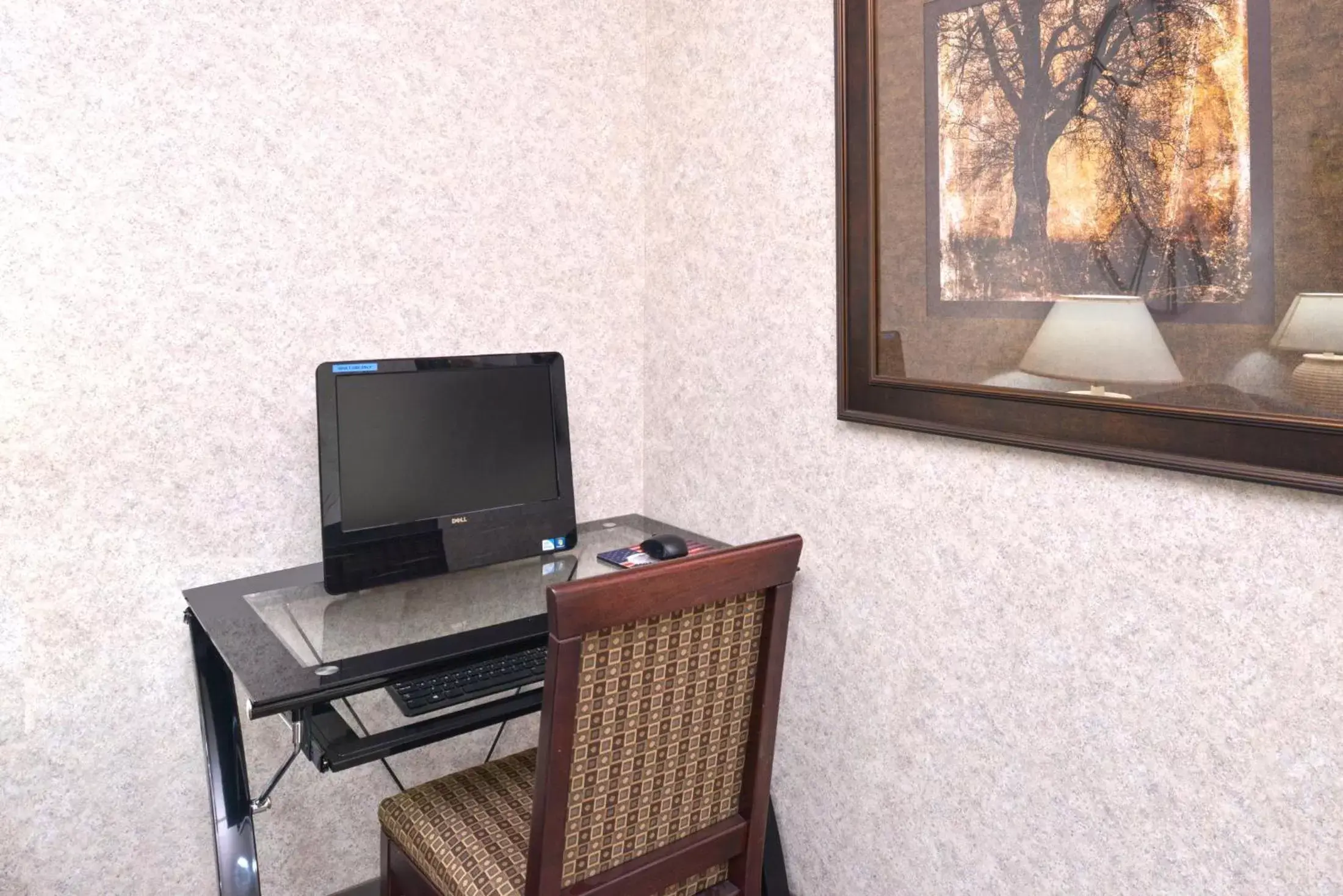Business facilities, TV/Entertainment Center in Americas Best Value Inn & Suites Maryville