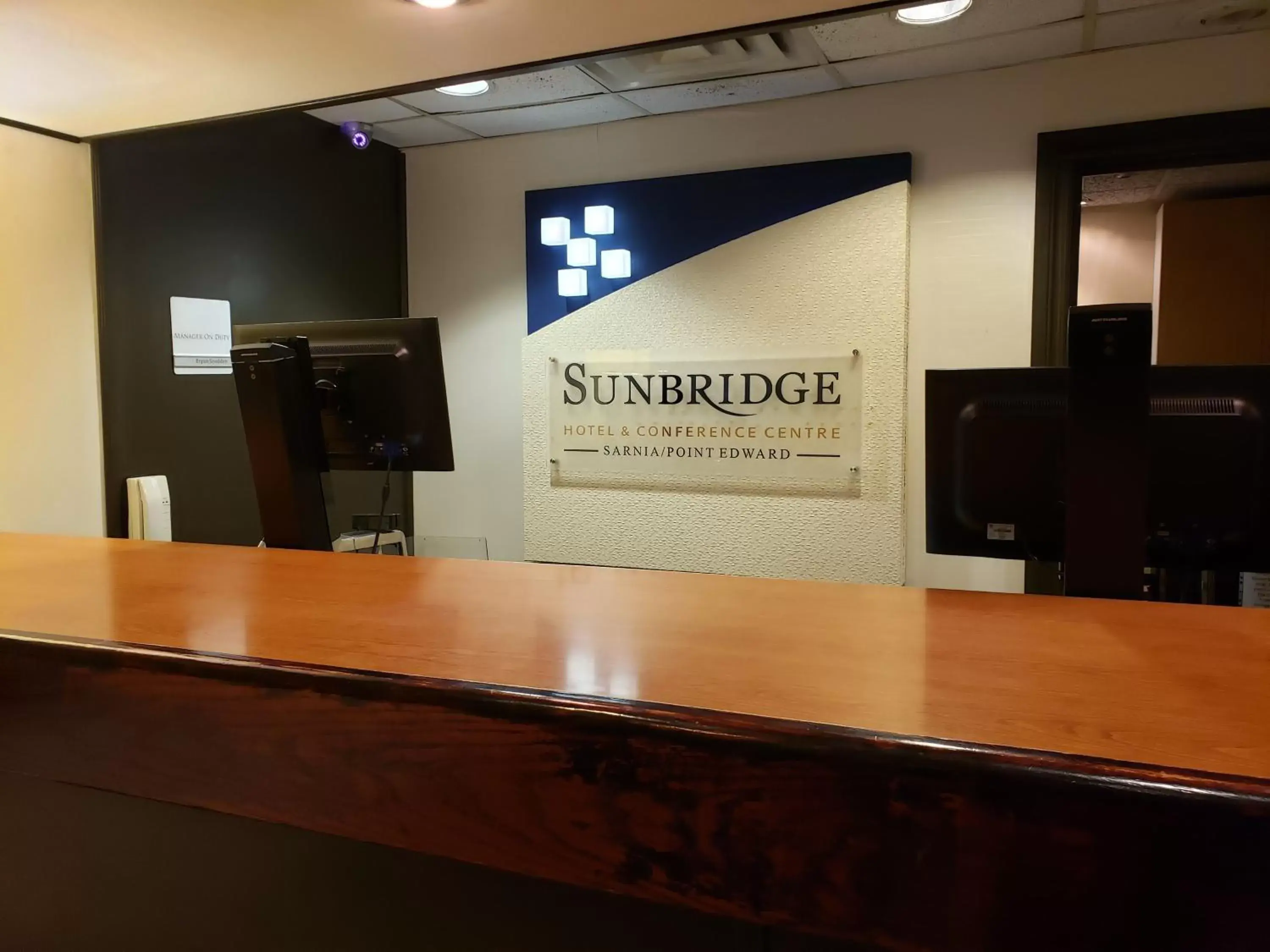 Lobby/Reception in Sunbridge Hotel & Conference Centre Sarnia