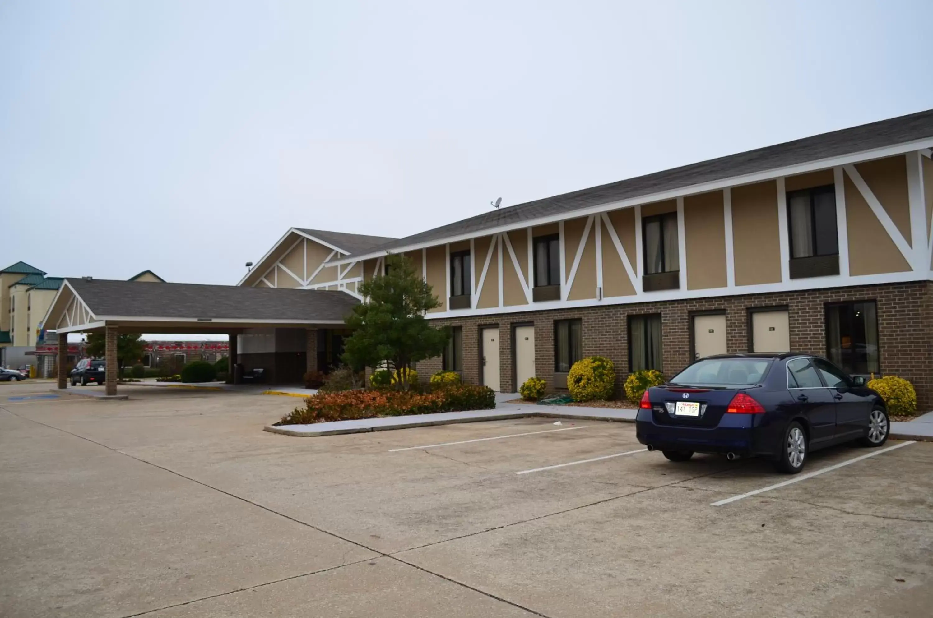 Facade/entrance, Property Building in Super 8 by Wyndham Bentonville