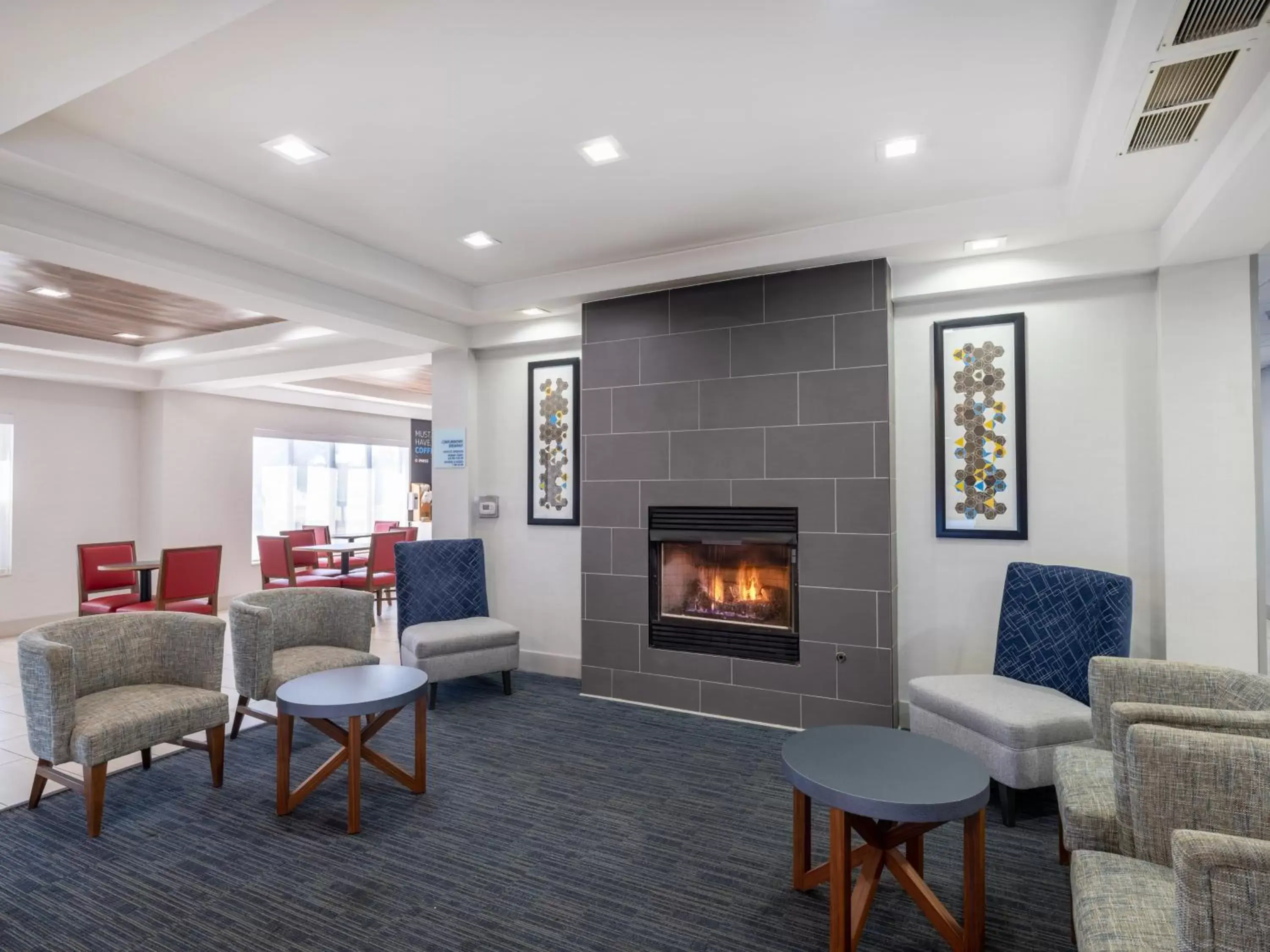 Property building in Holiday Inn Express Gas City by IHG Property building in Holiday Inn Express Gas City by IHG