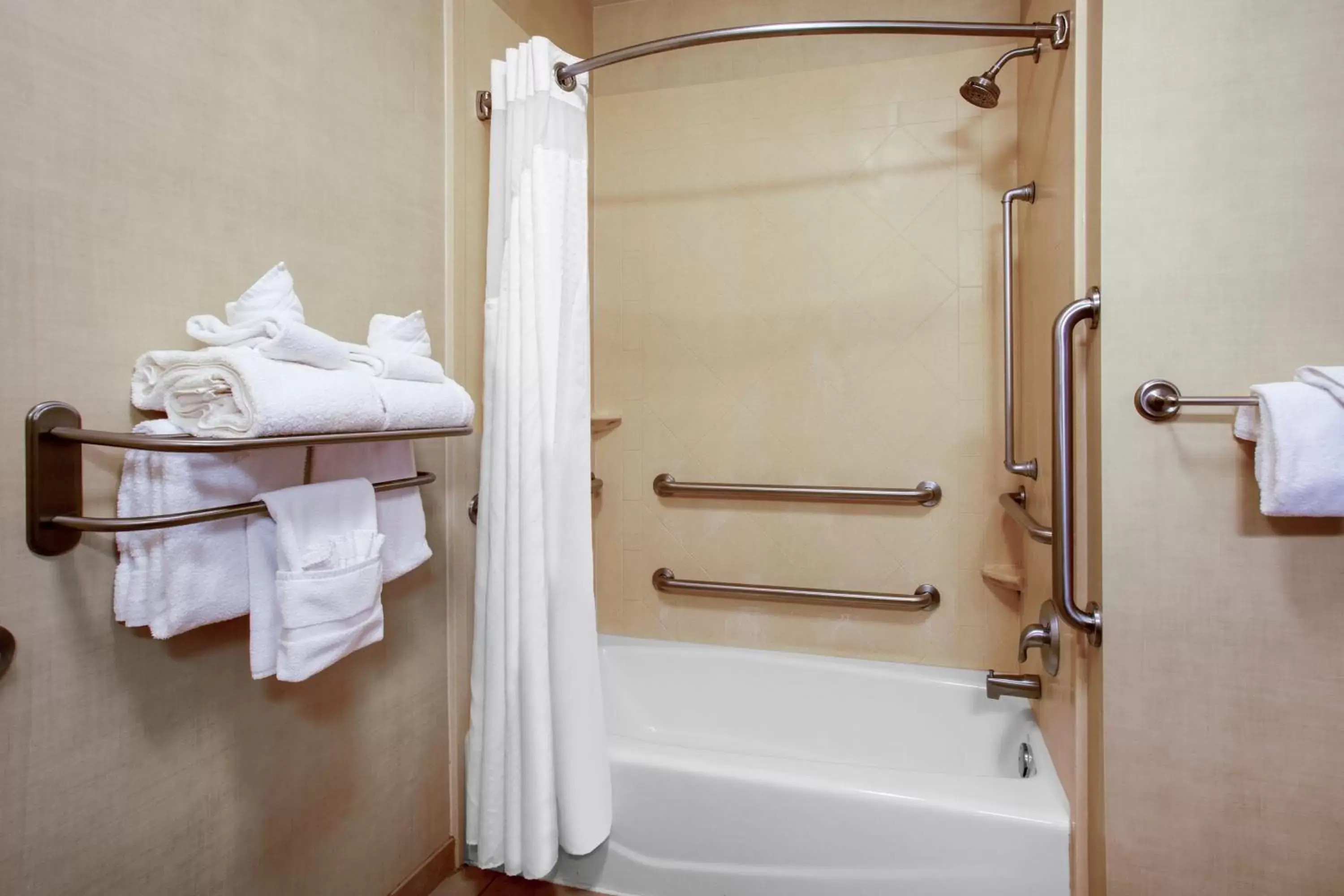 Photo of the whole room, Bathroom in Holiday Inn Laramie, an IHG Hotel