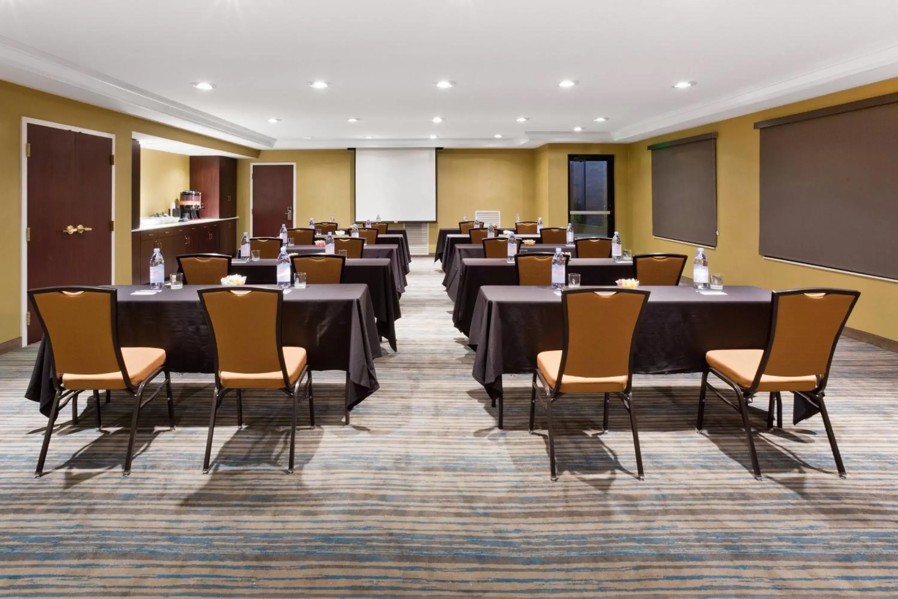 Meeting/conference room in SpringHill Suites Minneapolis West St. Louis Park