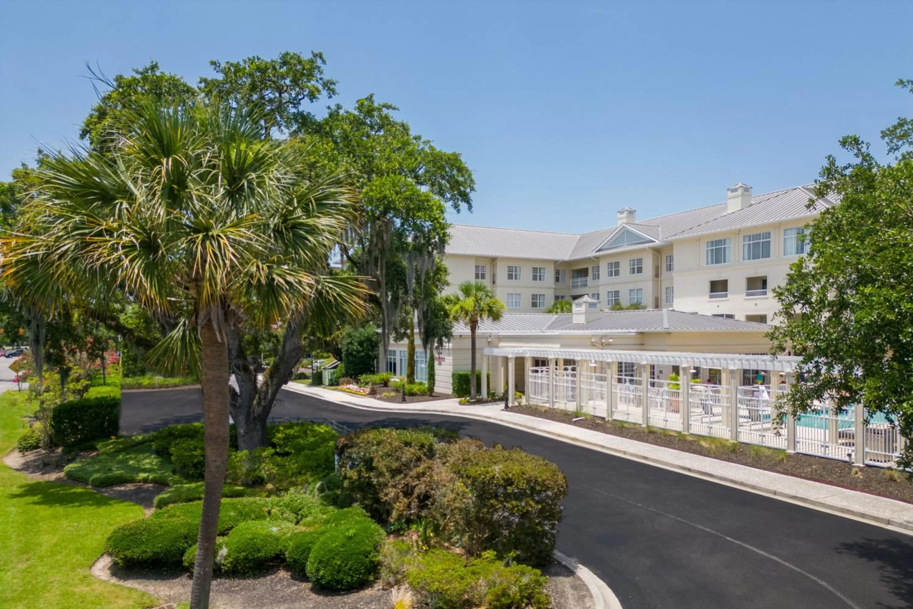 Property building in Residence Inn Charleston Riverview