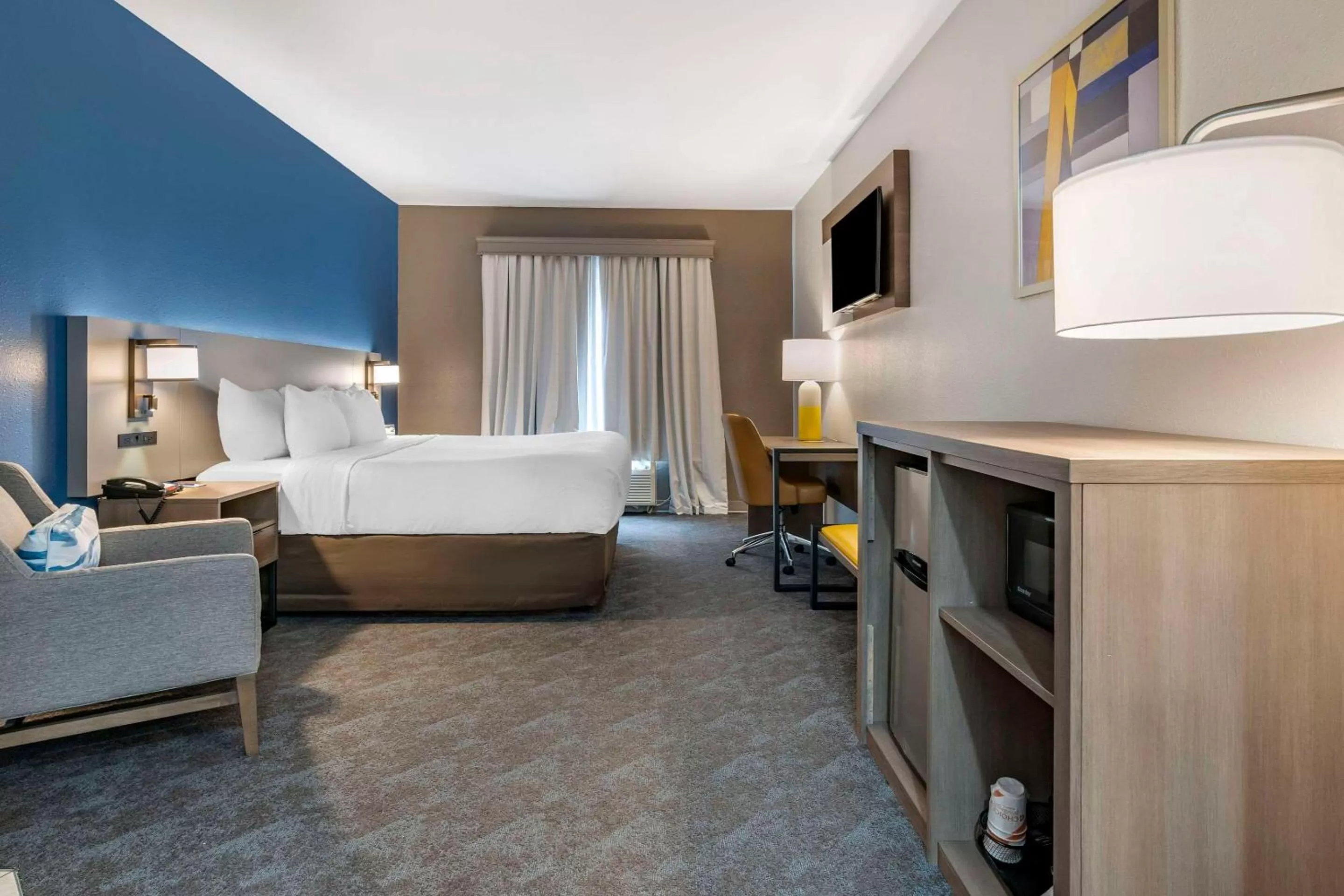 Bedroom, Bed in Comfort Inn & Suites Shelbyville