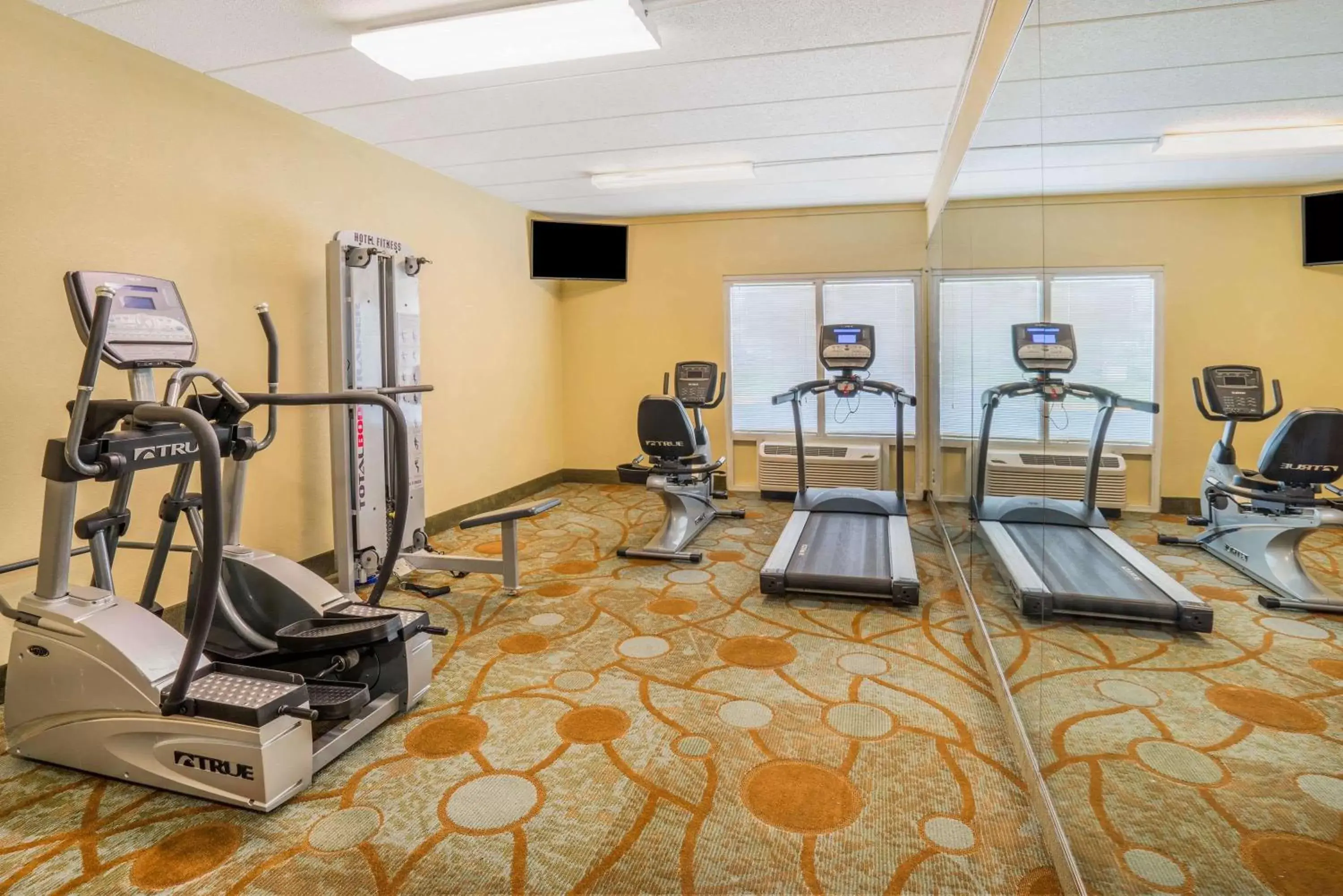Fitness centre/facilities, Fitness Center/Facilities in Baymont by Wyndham Warrenton
