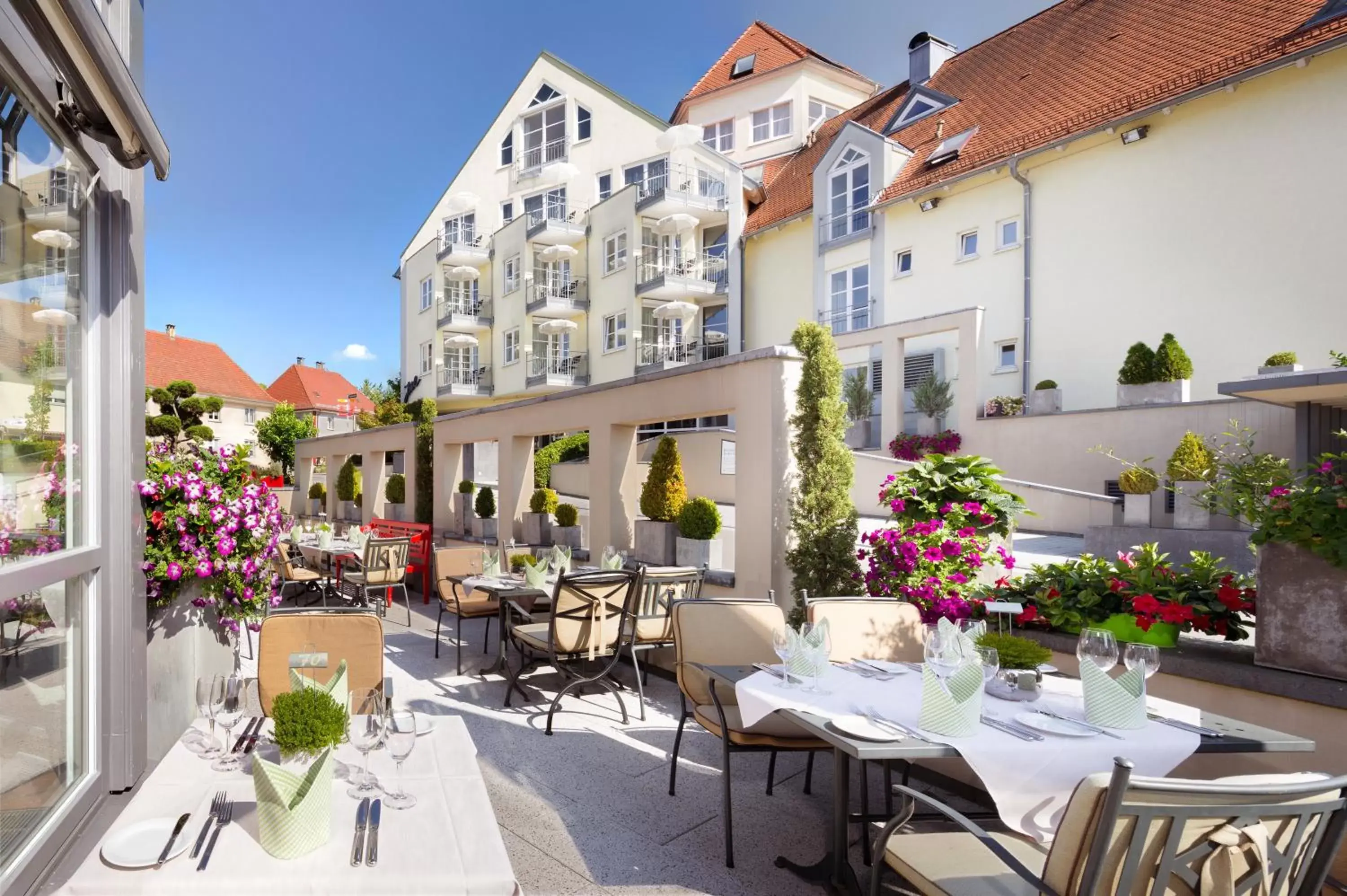 Balcony/Terrace, Restaurant/Places to Eat in Hotel Traube am See