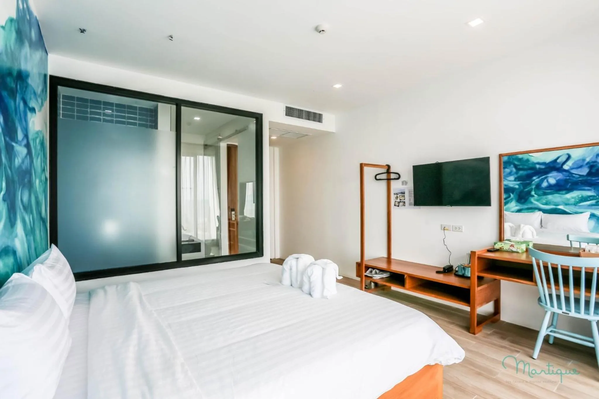 Photo of the whole room, Bed in Tique Series Boutique Resort (SHA Extra Plus)