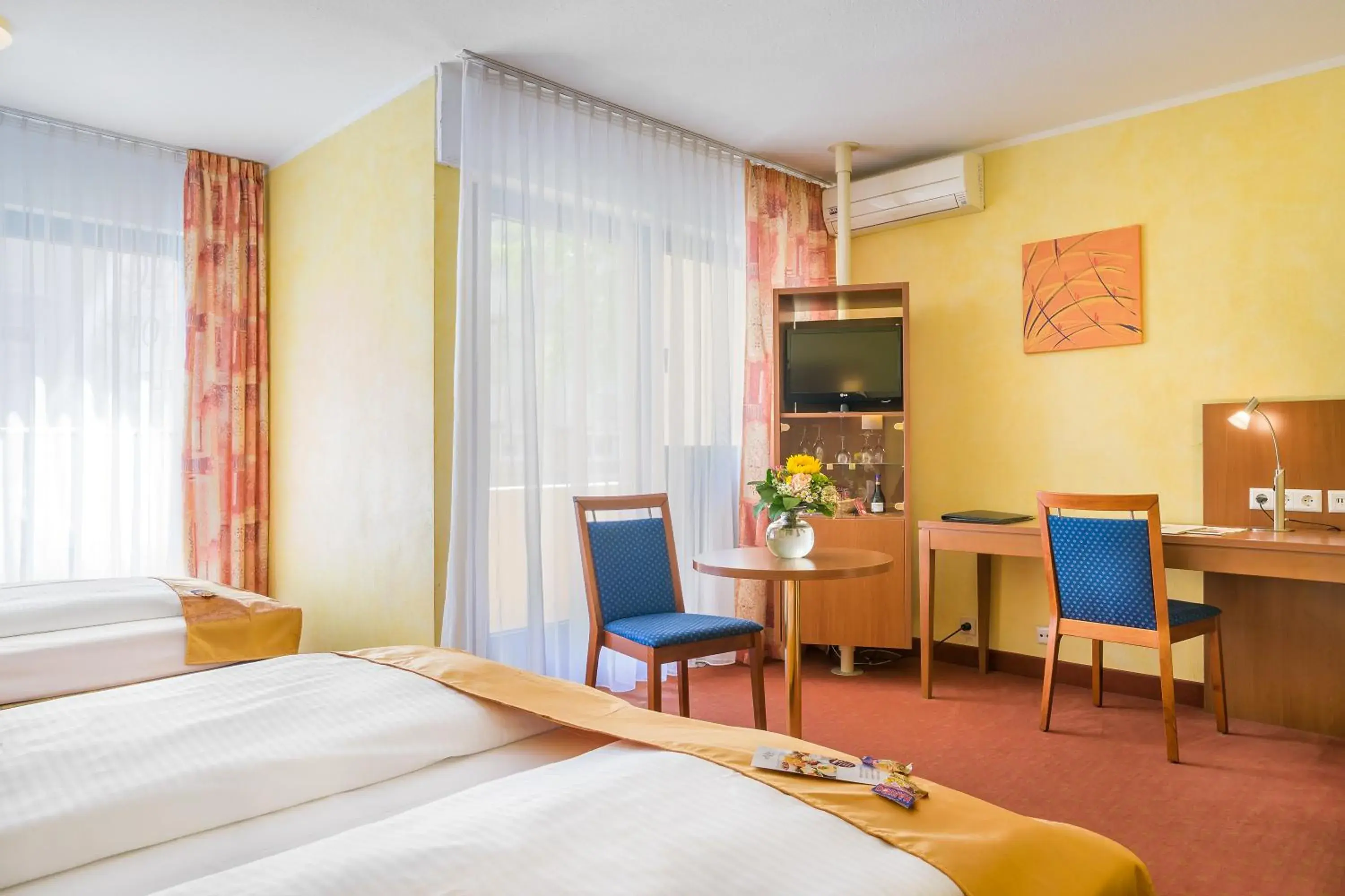 Photo of the whole room, Bed in Novum Hotel Rega Stuttgart