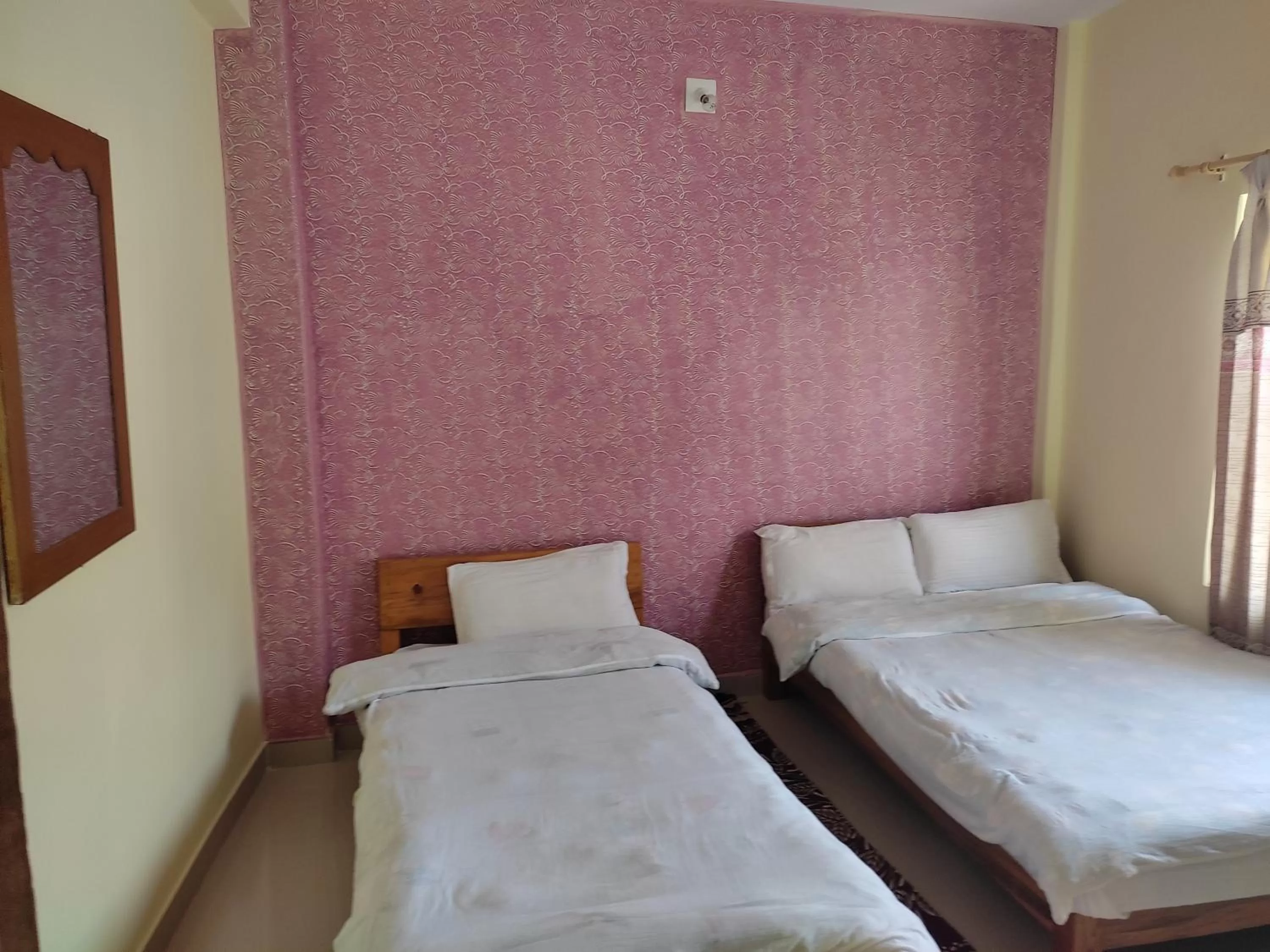 Photo of the whole room, Bed in Hotel Green Hill View