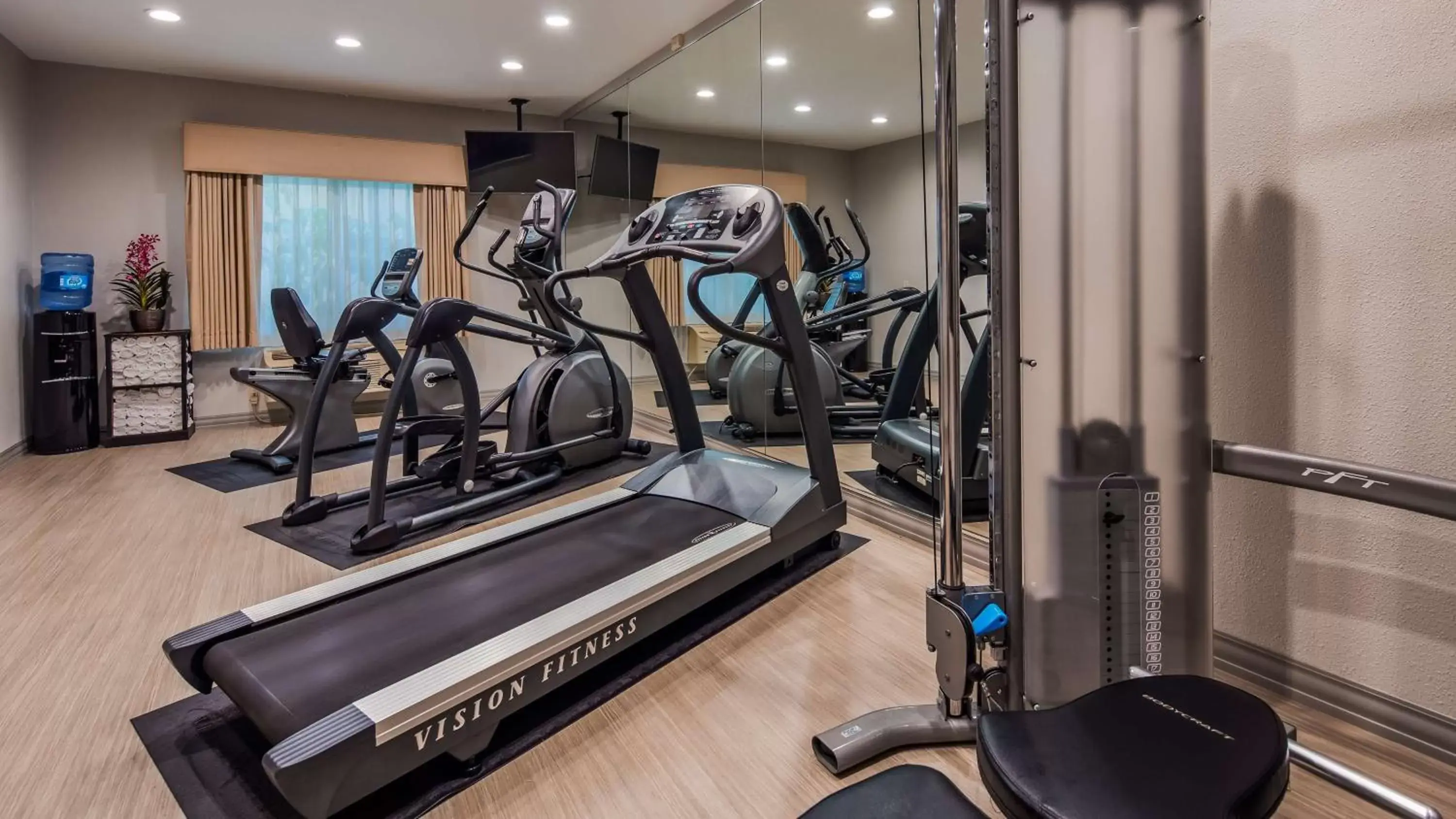 Fitness centre/facilities, Fitness Center/Facilities in Best Western Plus Executive Inn
