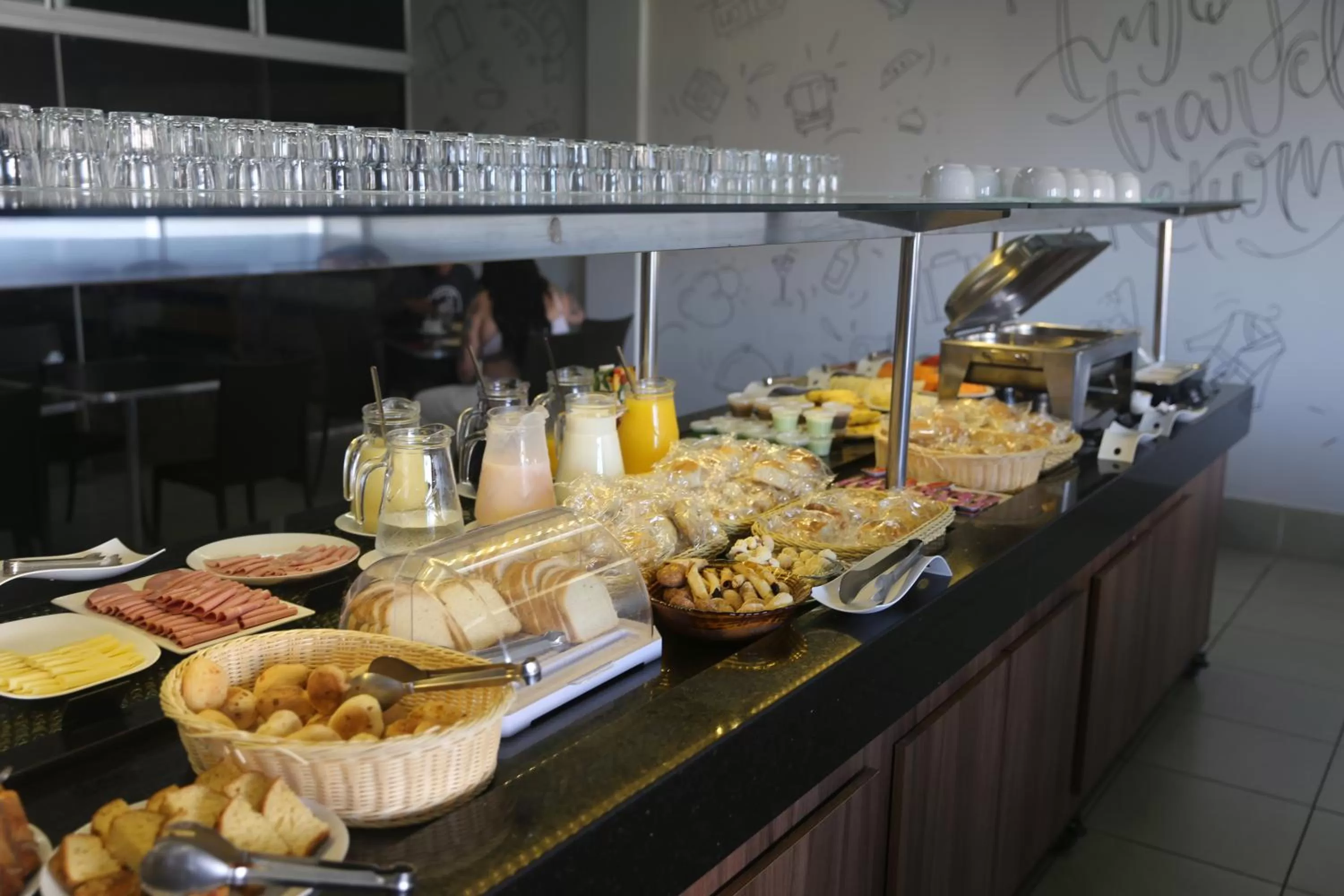 Buffet breakfast in Stop Inn Antonio Carlos