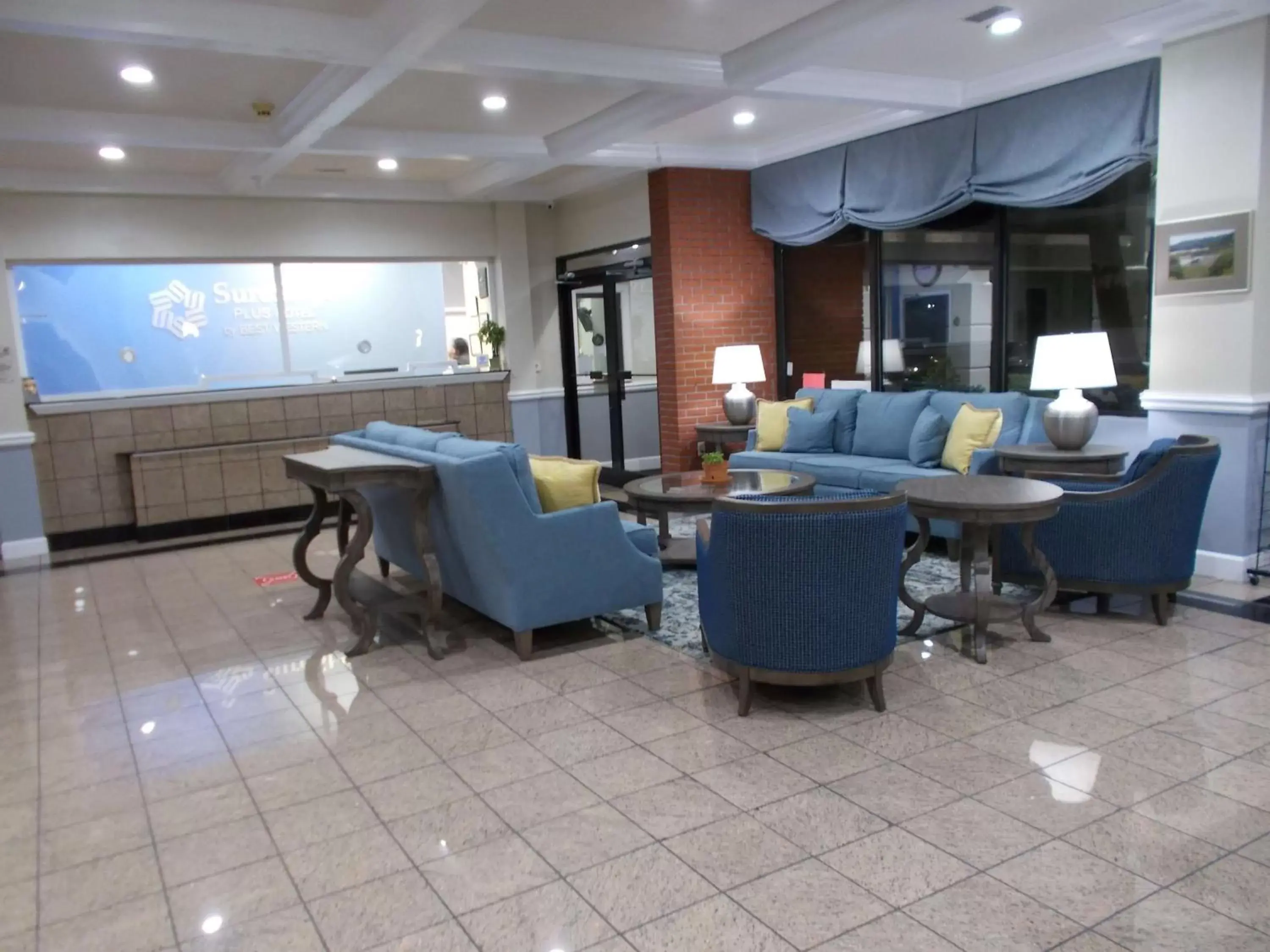 Lobby or reception in SureStay Plus Hotel by Best Western St Marys Cumberland
